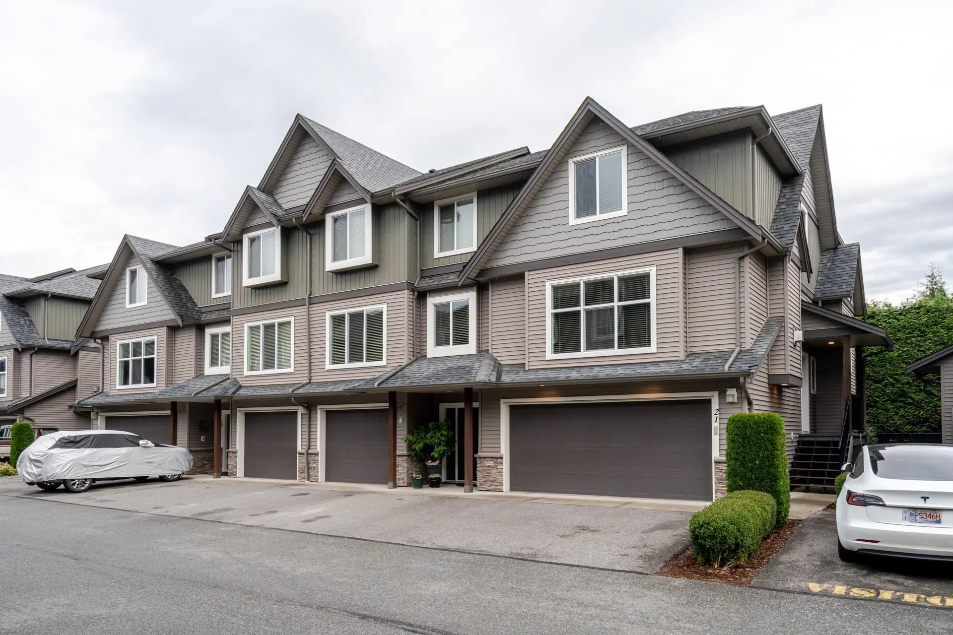 21 1609 Agassiz-Rosedale Highway No 9 Highway