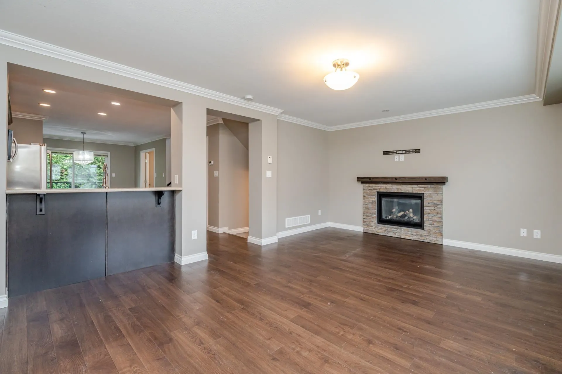 21 1609 Agassiz-Rosedale Highway No 9 Highway