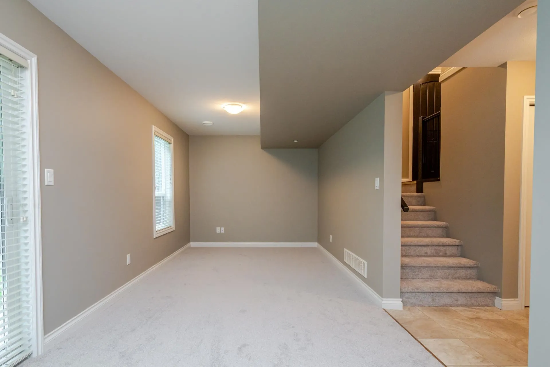 21 1609 Agassiz-Rosedale Highway No 9 Highway