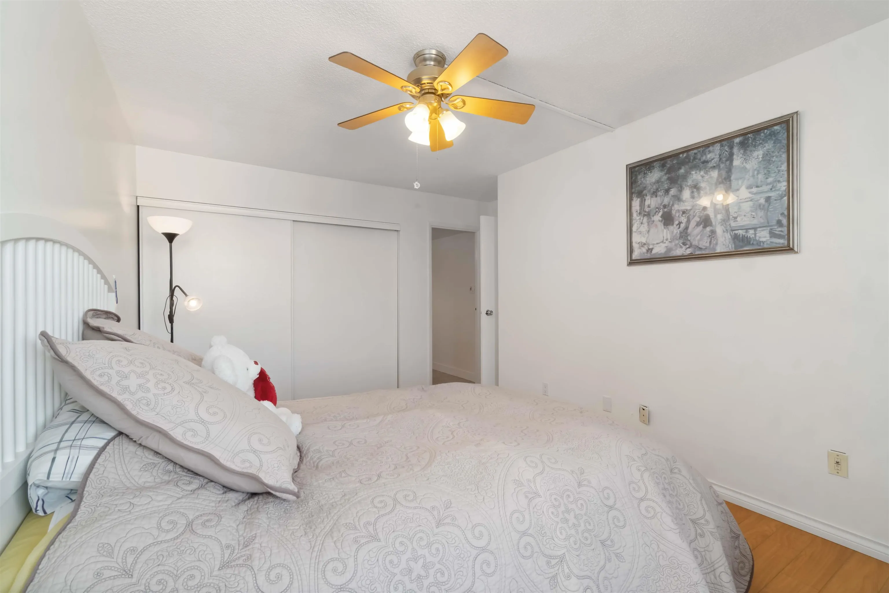 1201 3755 Bartlett Court