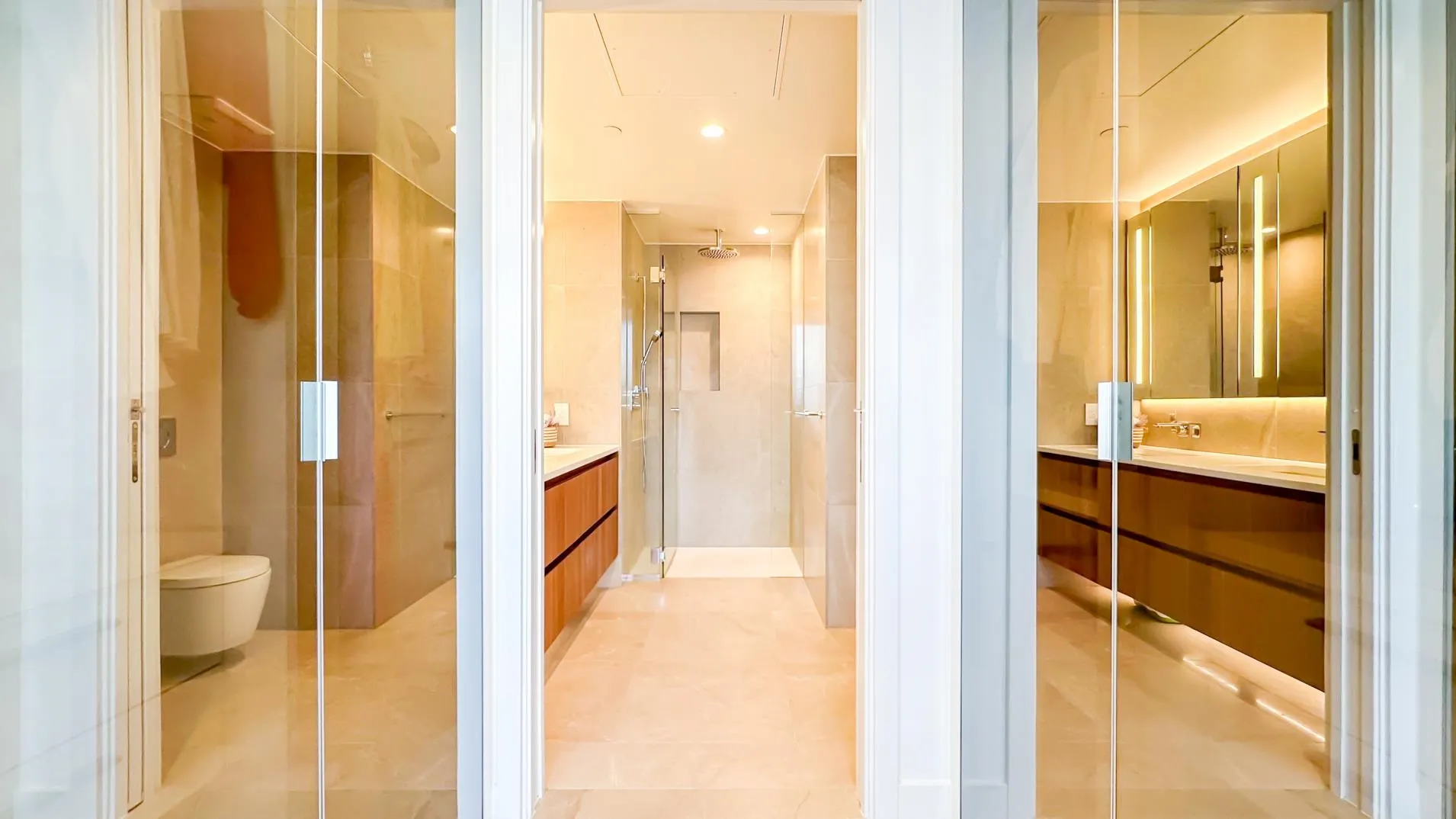 2301 885 Cambie Street