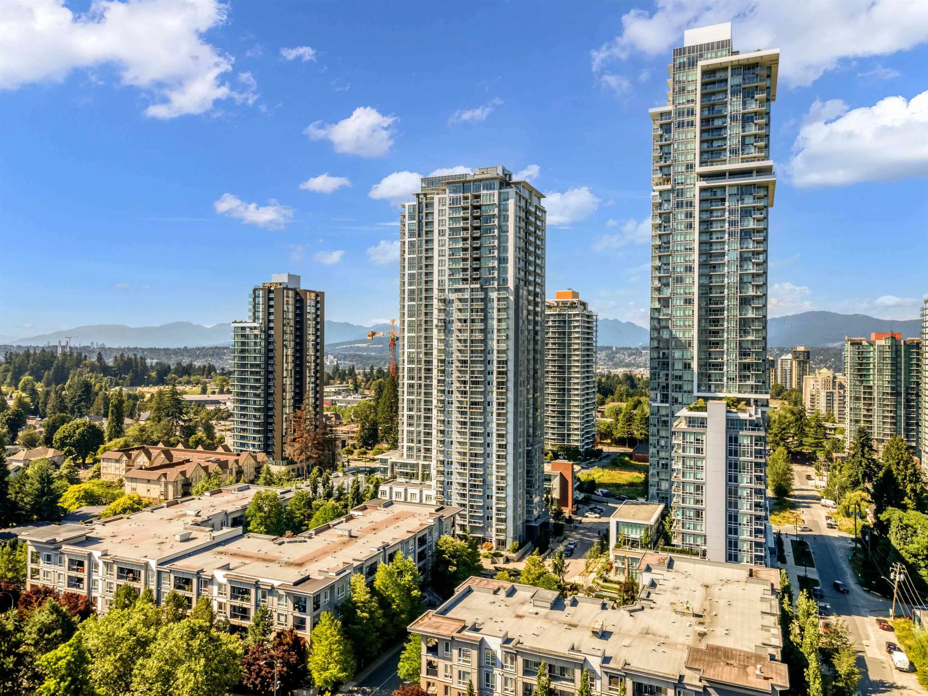 2703 13325 102a Avenue
