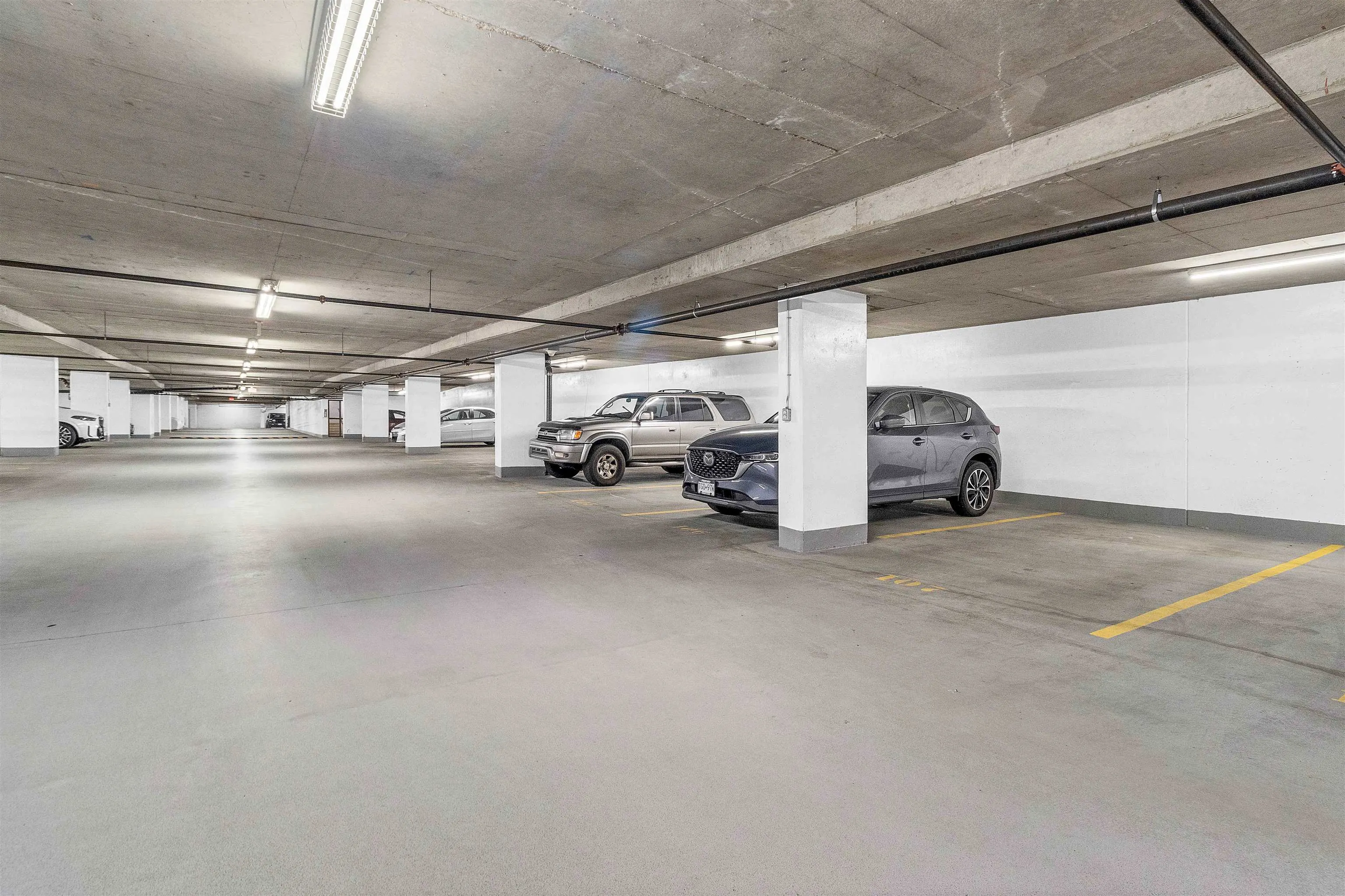 2703 13325 102a Avenue