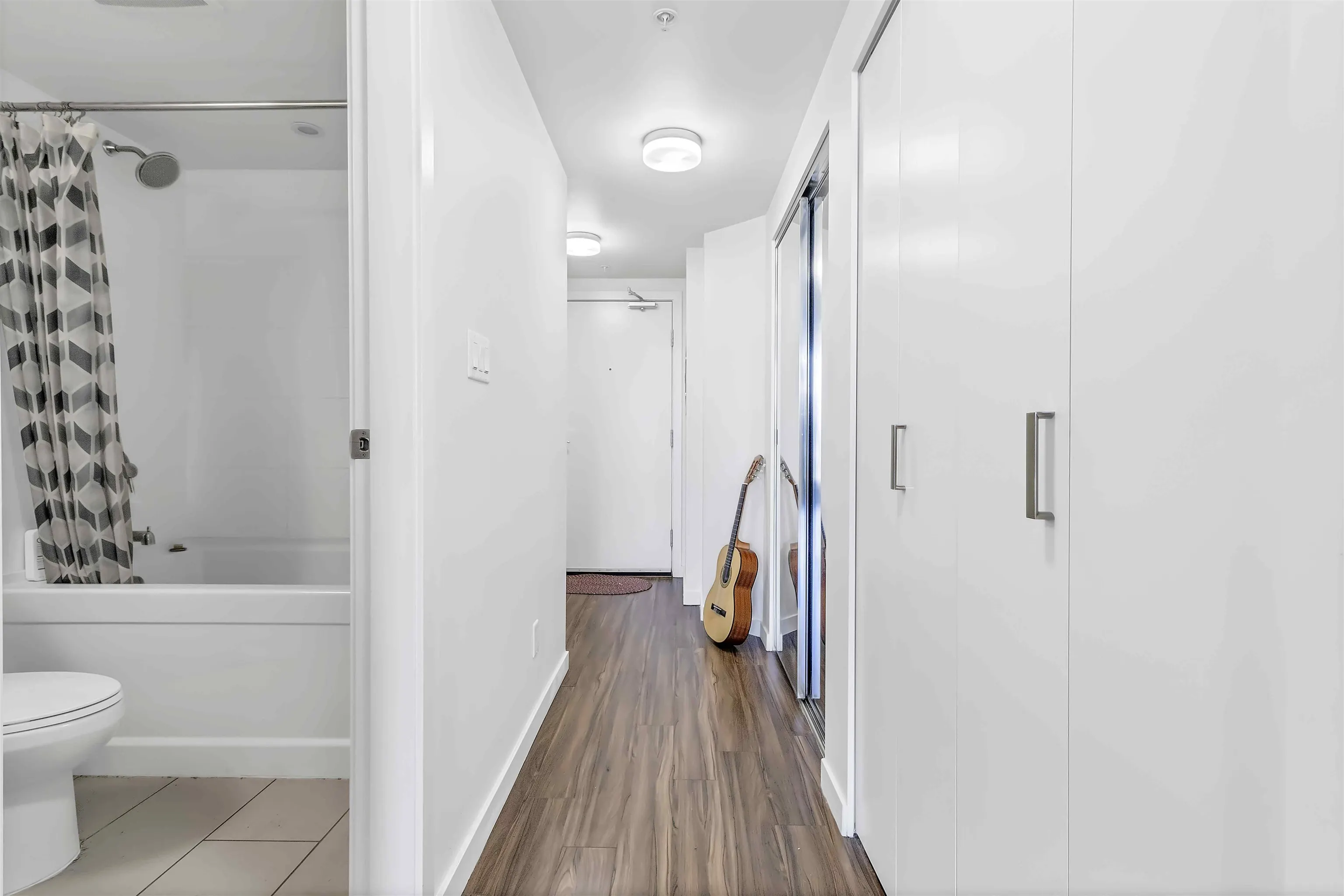 2703 13325 102a Avenue