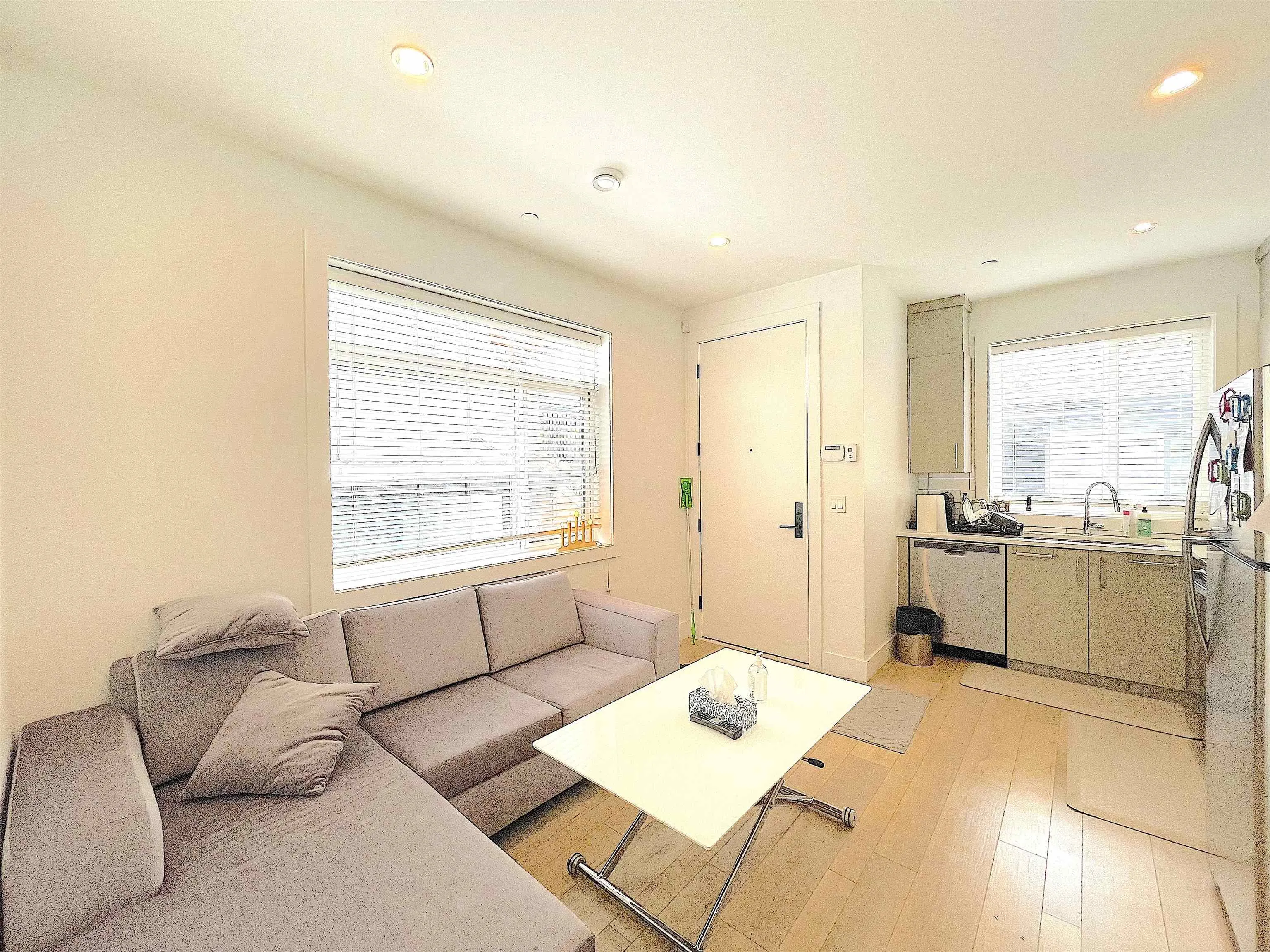 1633 SE Marine Drive