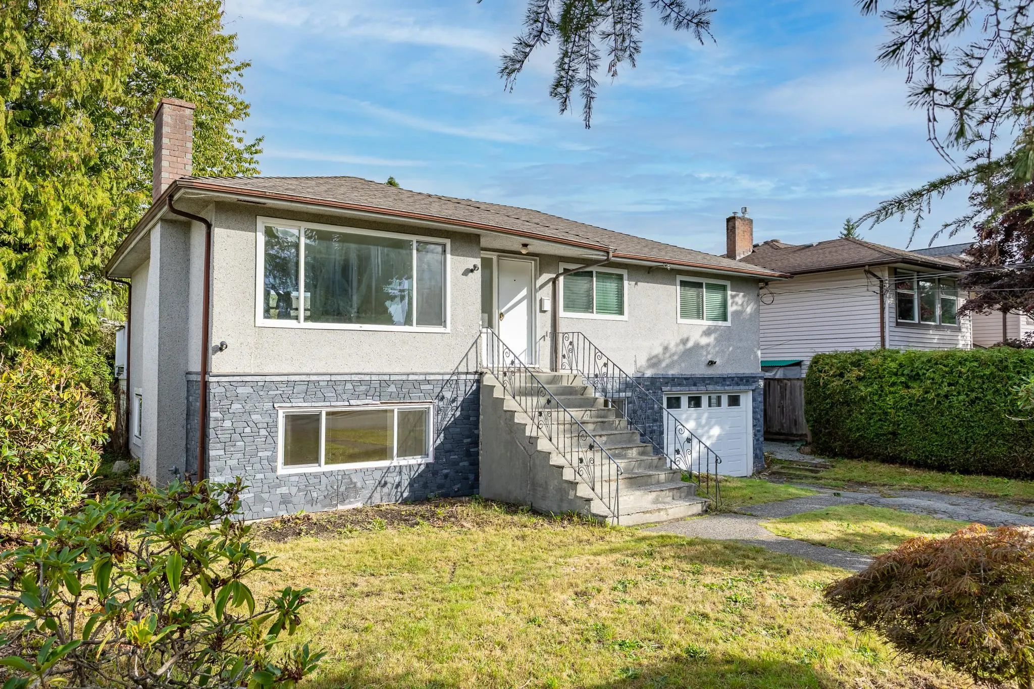 1119 Sprice Avenue
