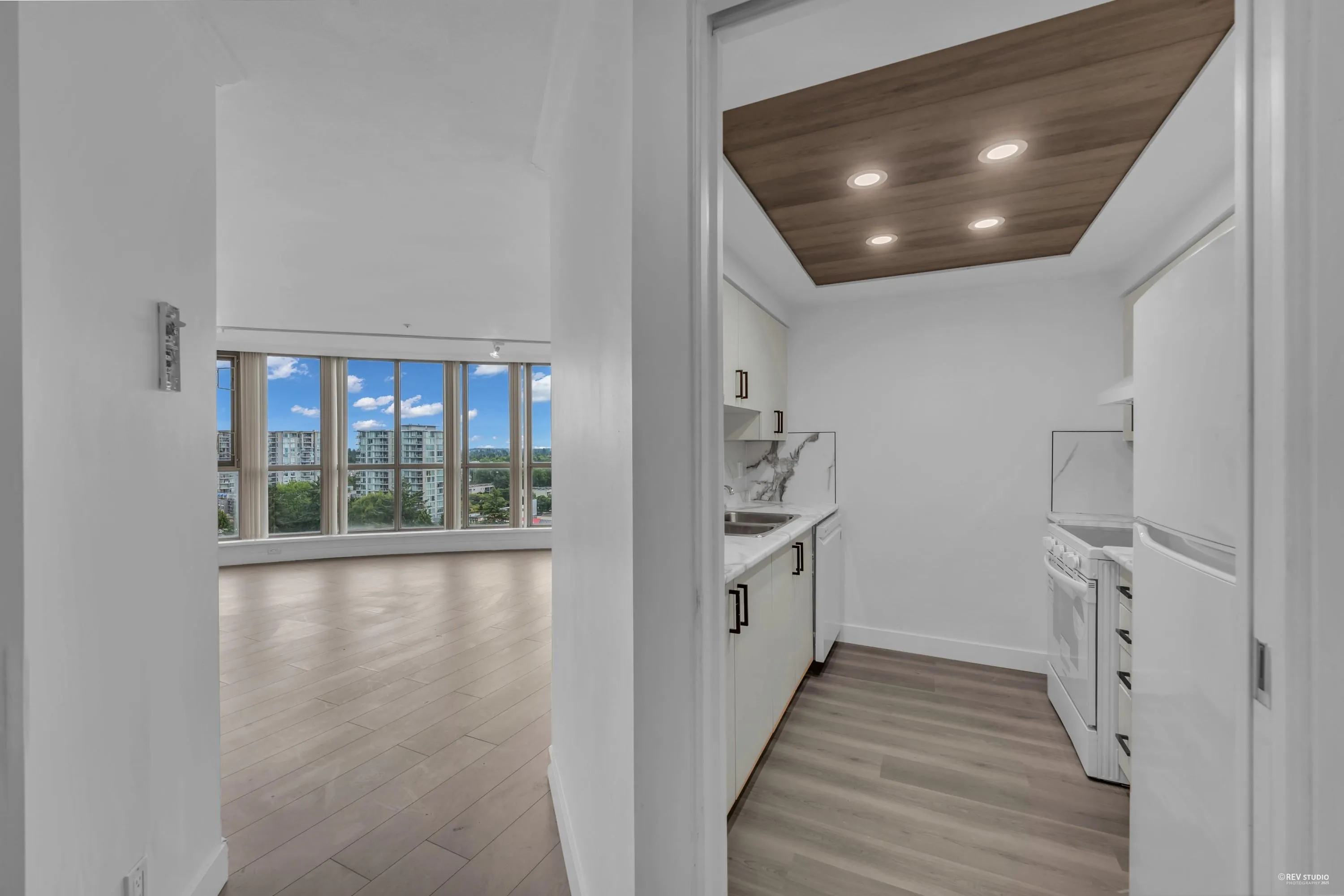 1202 8111 Anderson Road