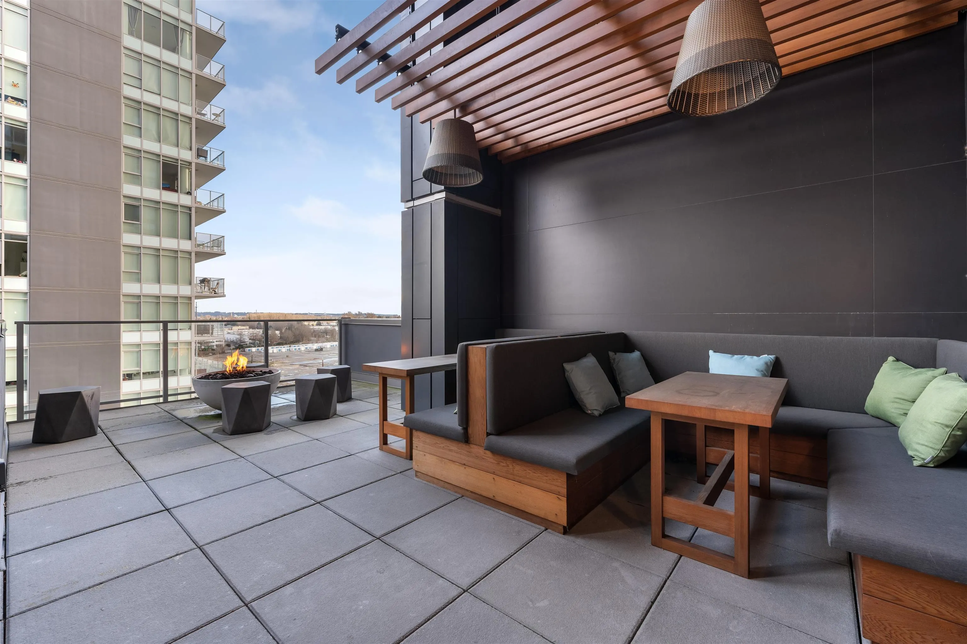 309 3588 Sawmill Crescent