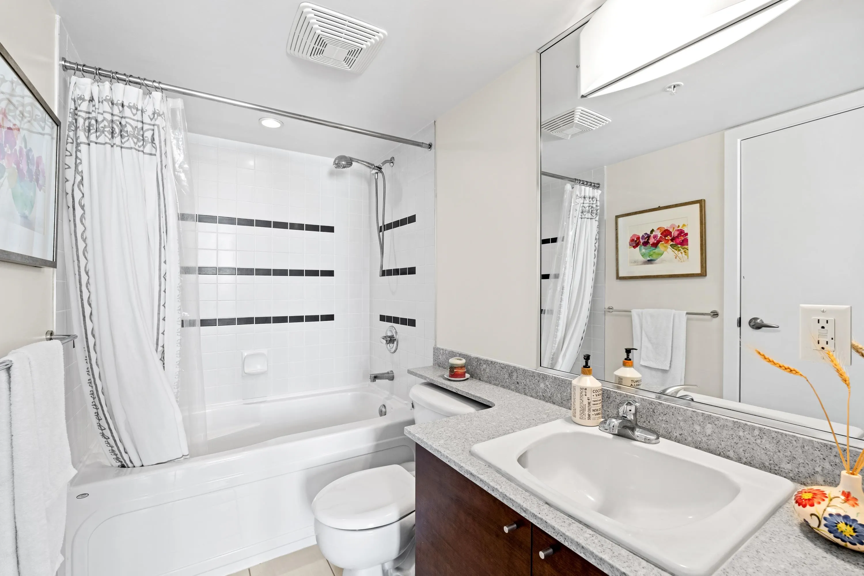 1008 4178 Dawson Street