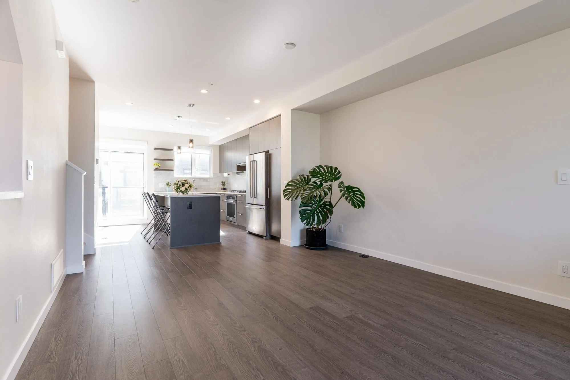 175 4738 Hemlock Way