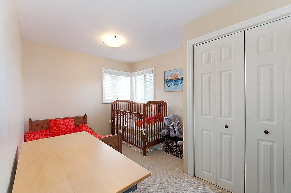 115 W 43rd Ave