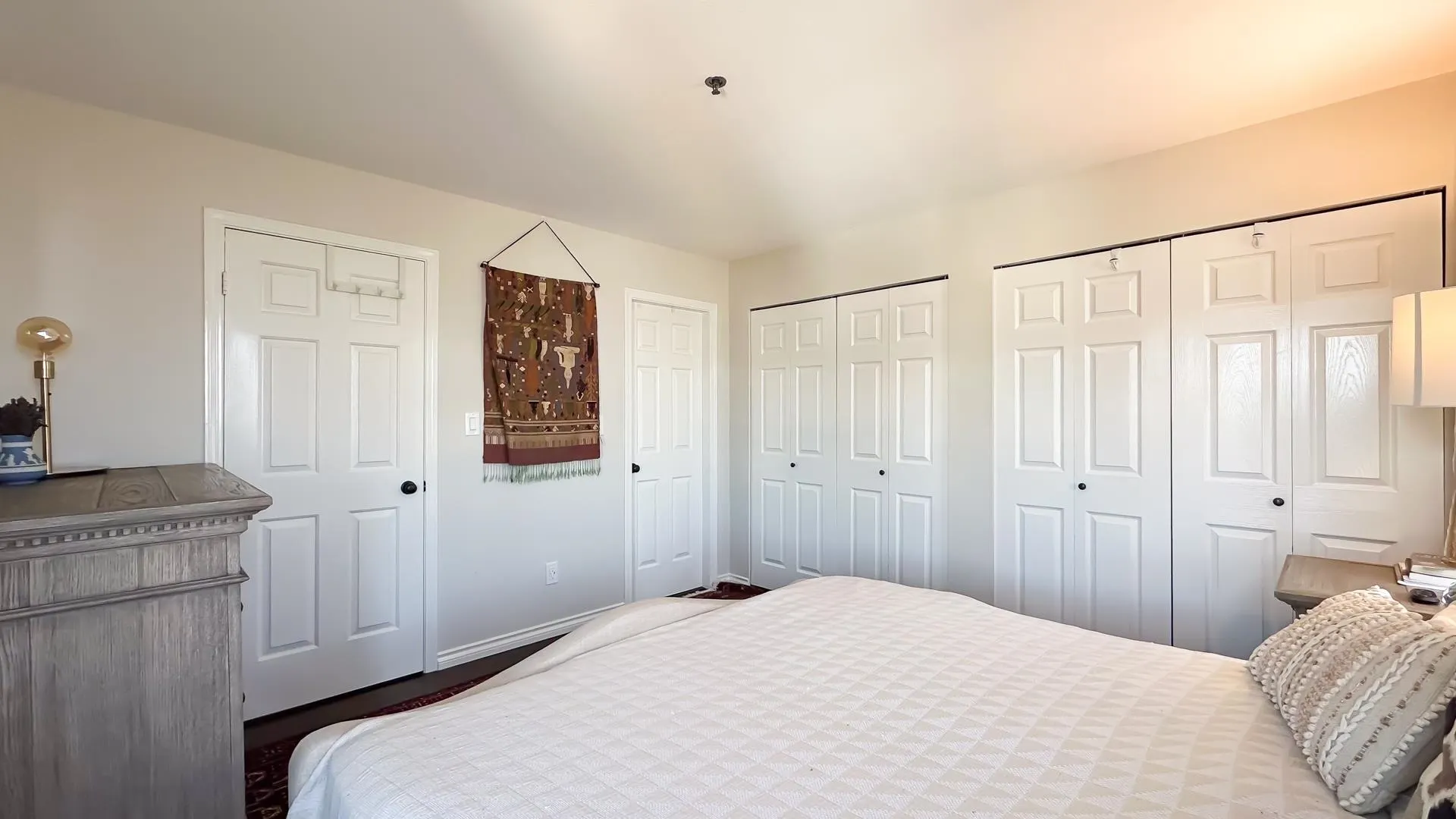 402 PH2 2091 Vine Street