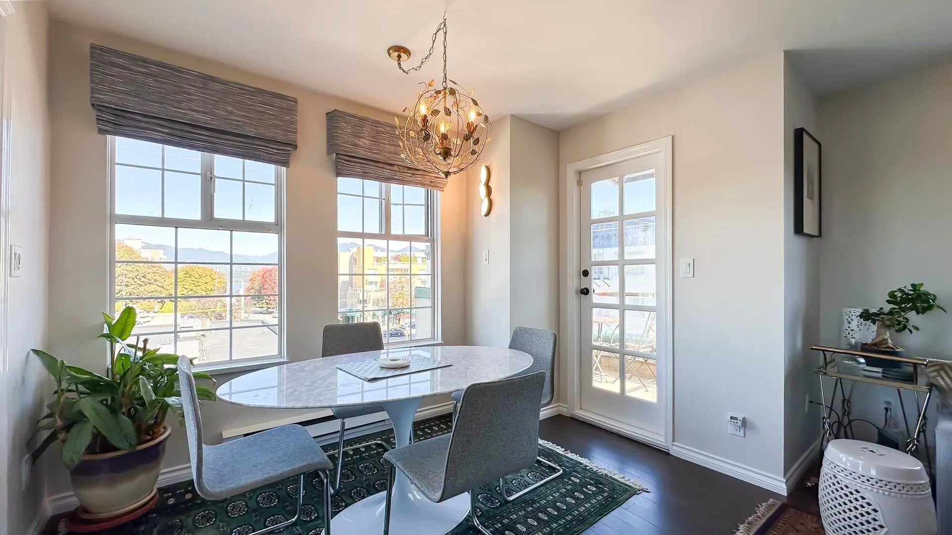 402 PH2 2091 Vine Street