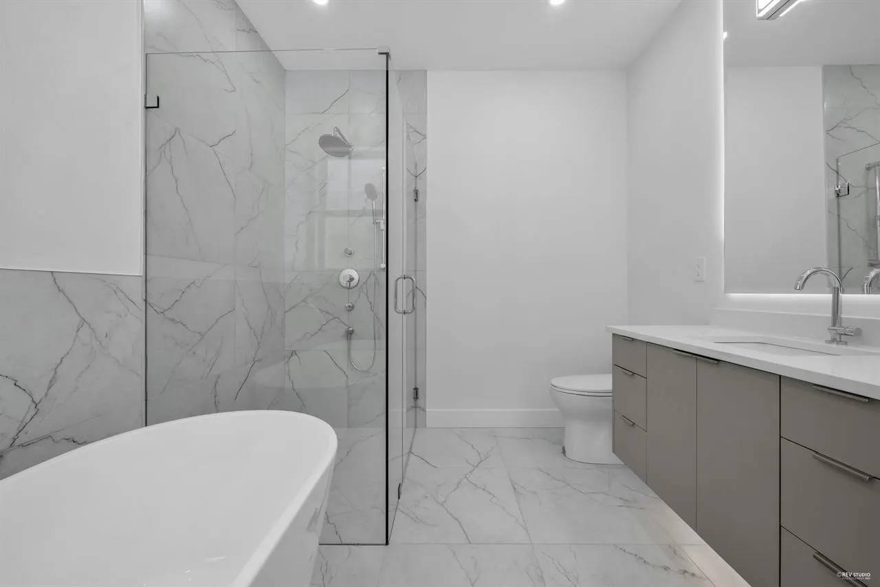Basement 5238 6 Avenue