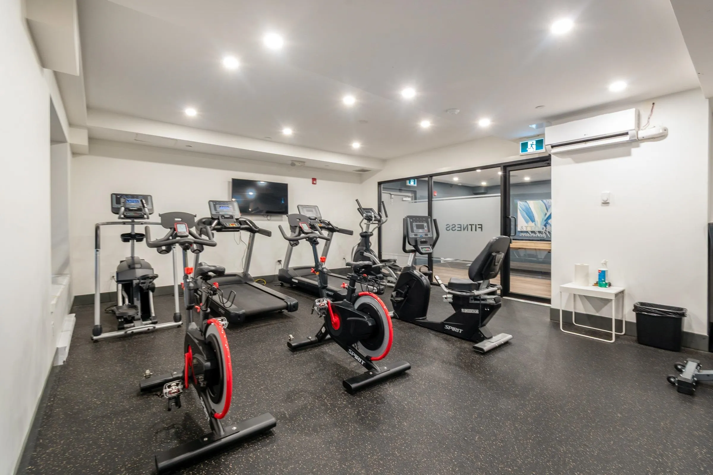 407 6960 Nicholson Road