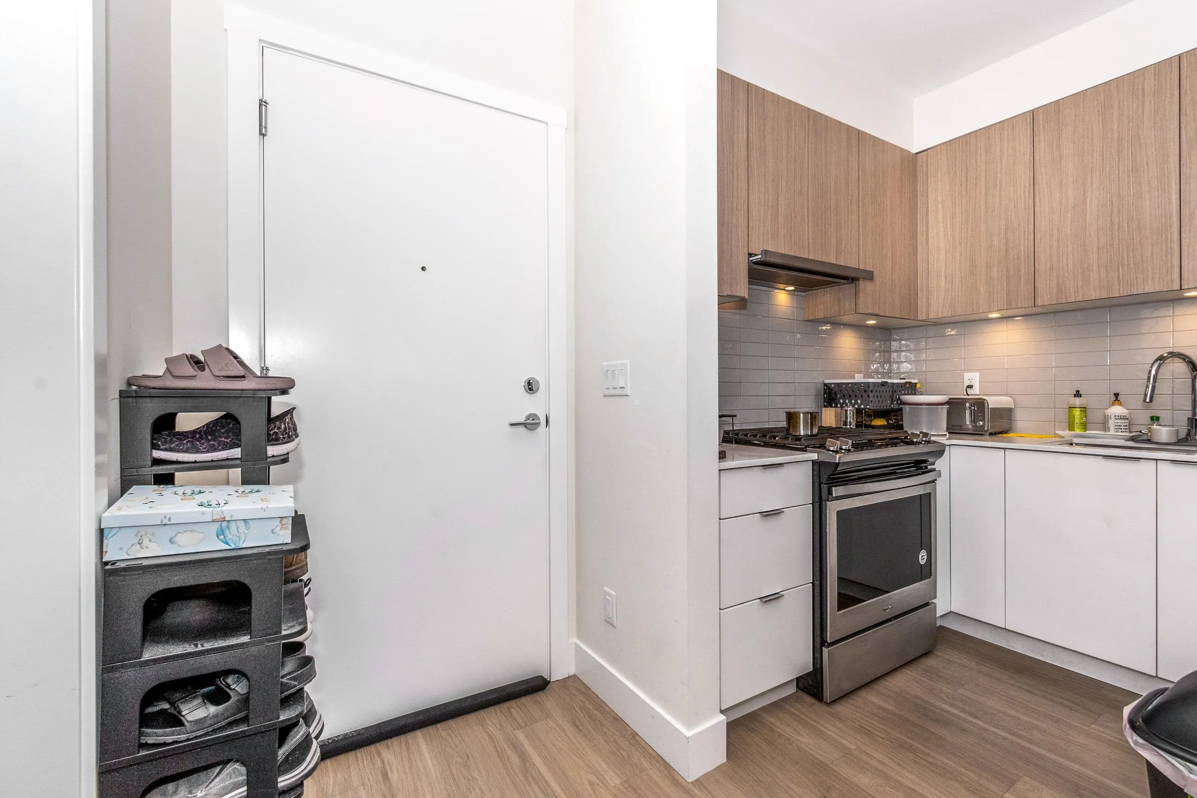 407 6960 Nicholson Road