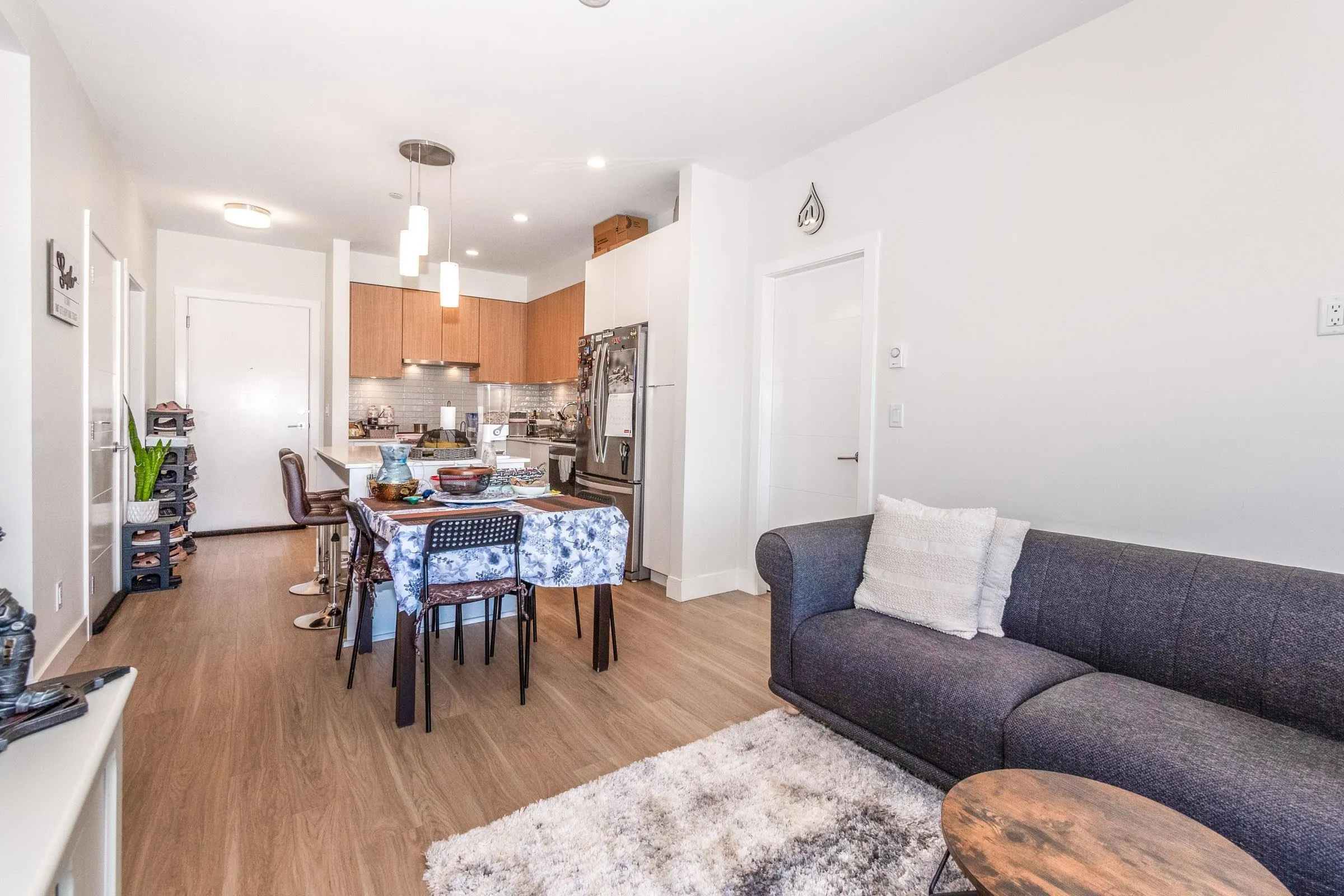 407 6960 Nicholson Road