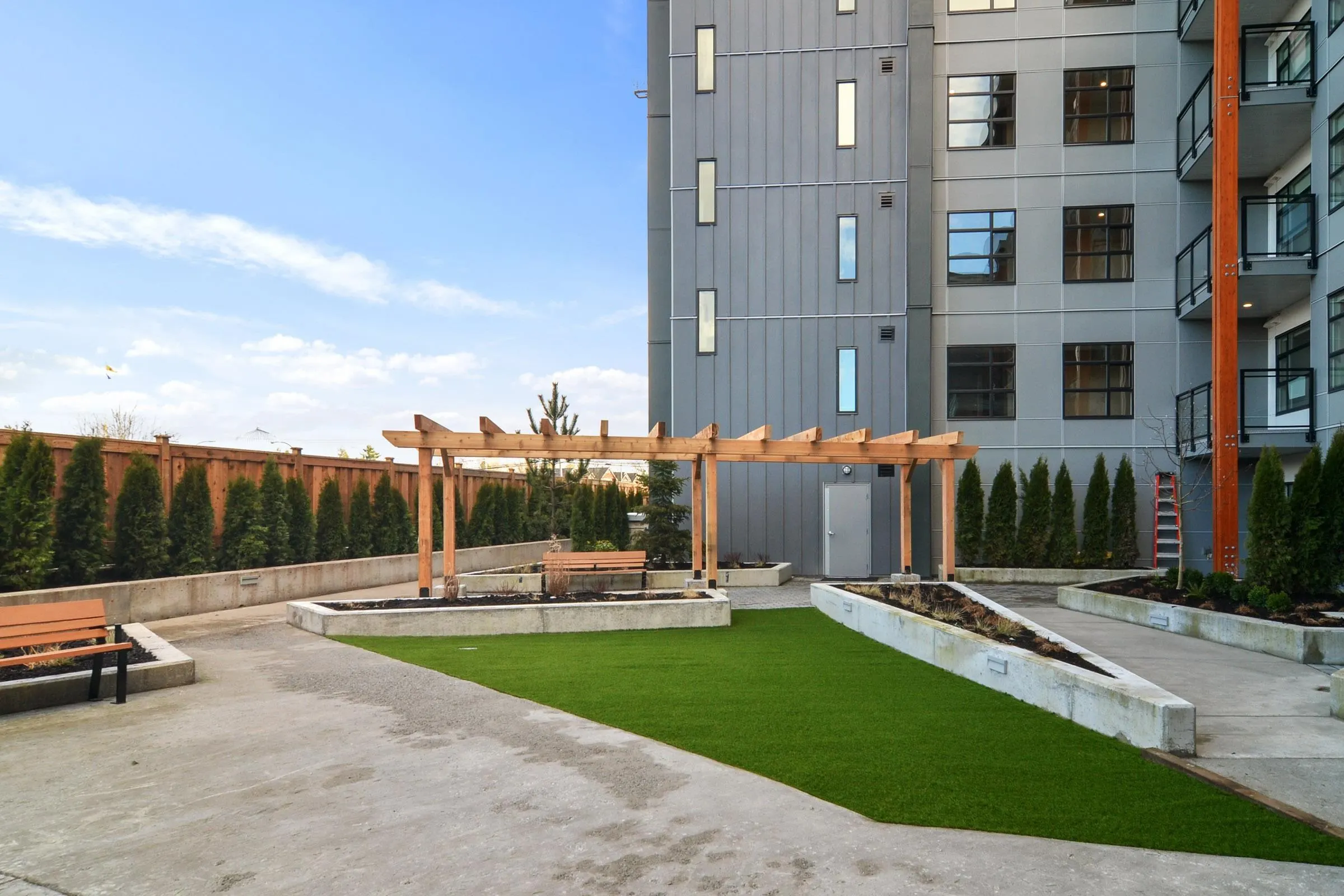 407 6960 Nicholson Road