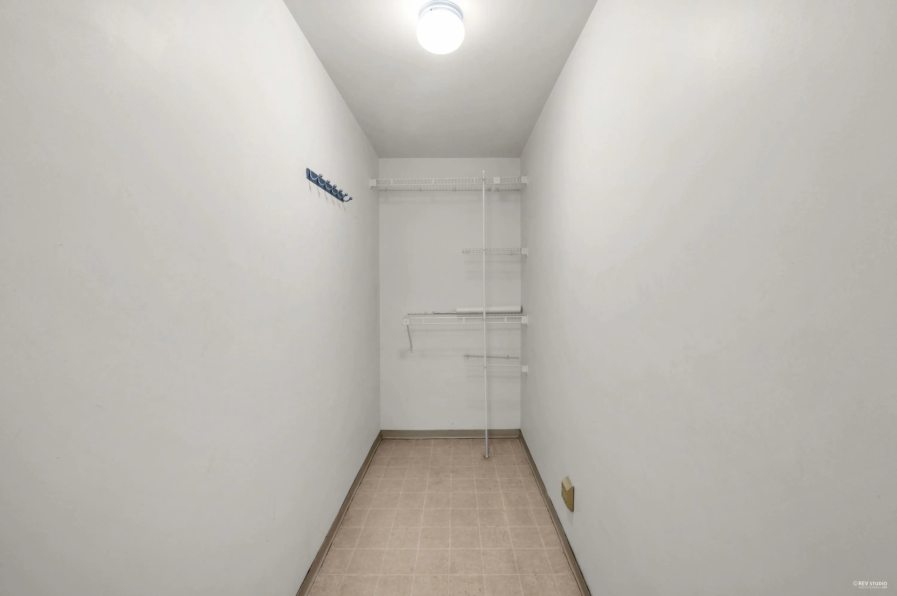 201 1367 Alberni Street