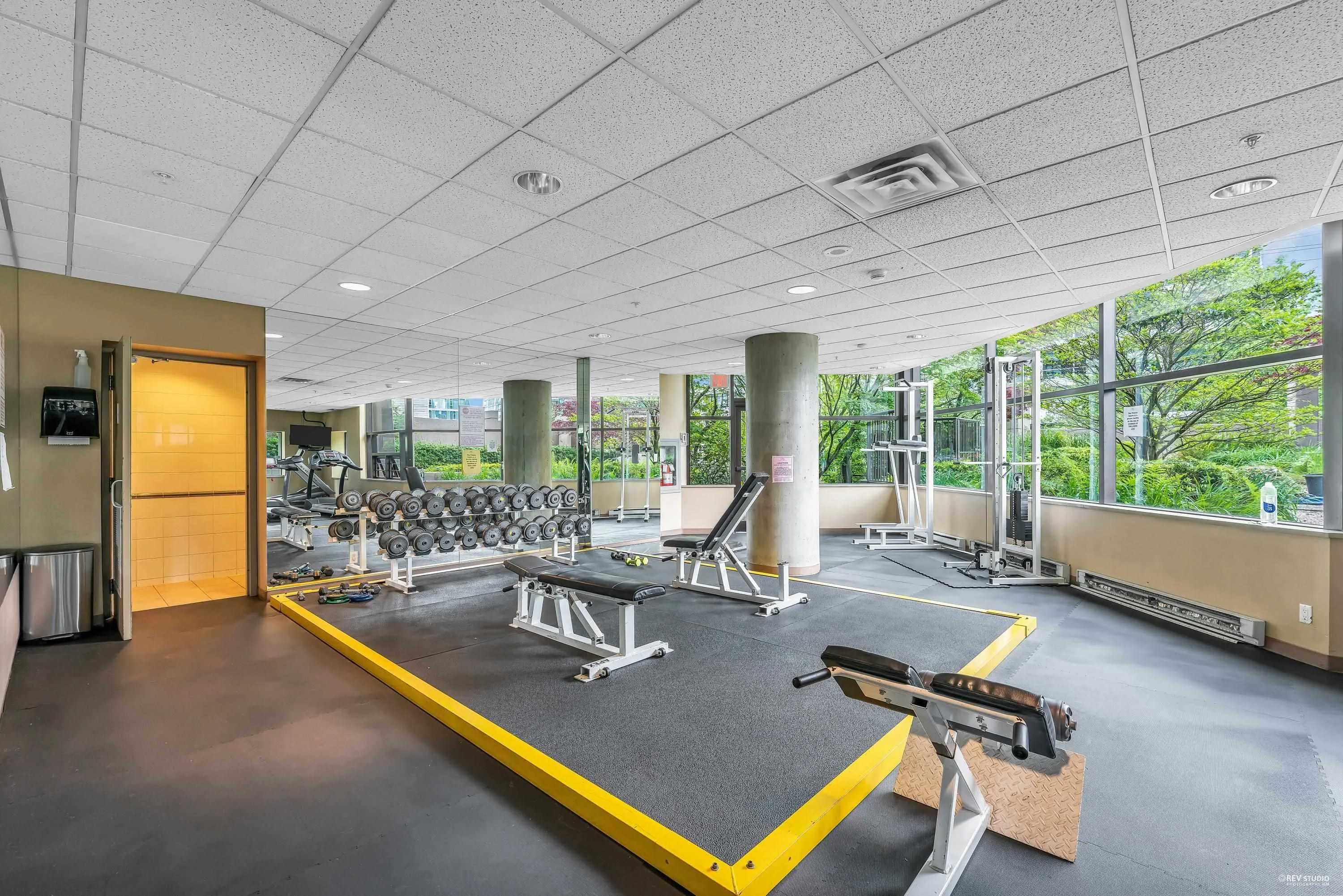 201 1367 Alberni Street