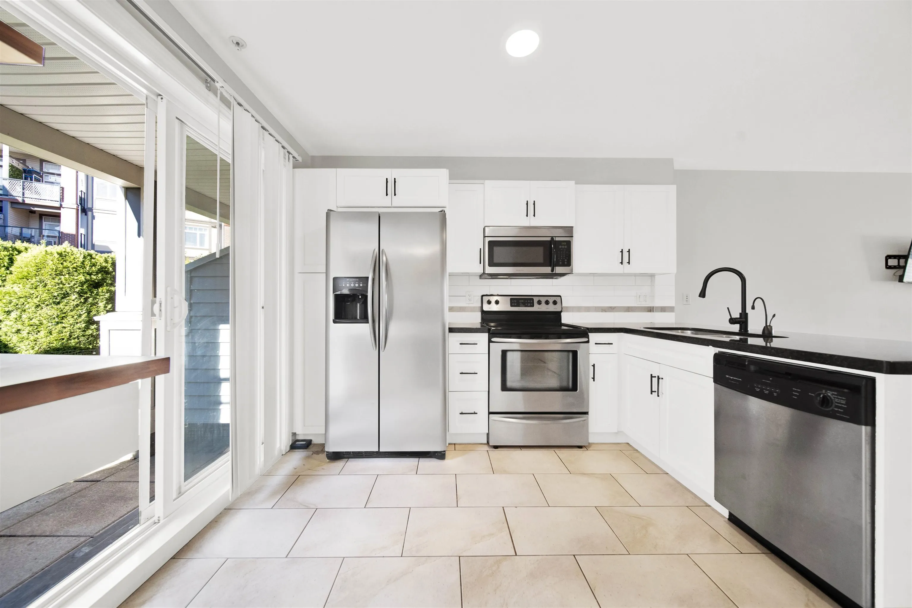 279 20180 Fraser Highway