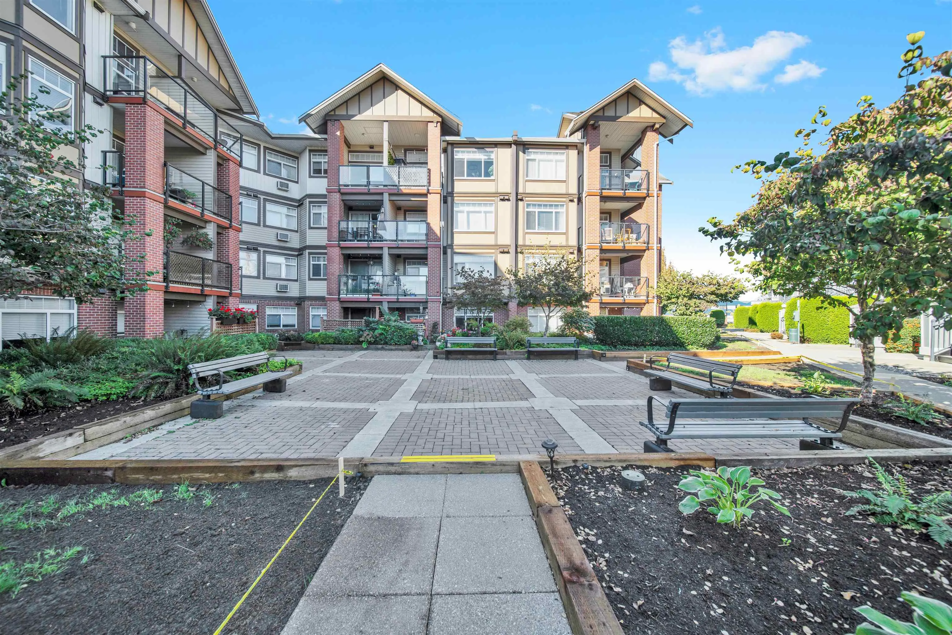 279 20180 Fraser Highway
