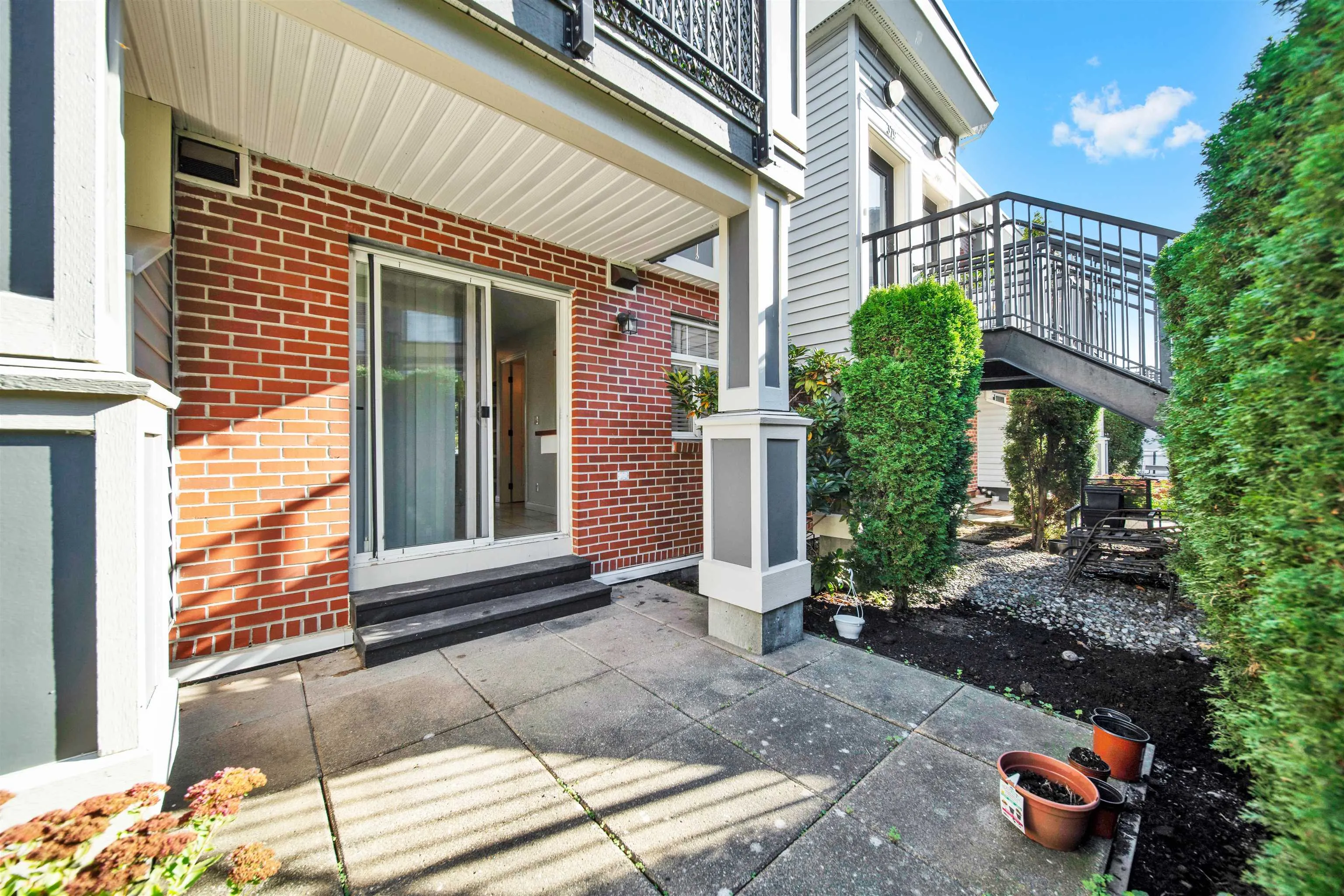 279 20180 Fraser Highway