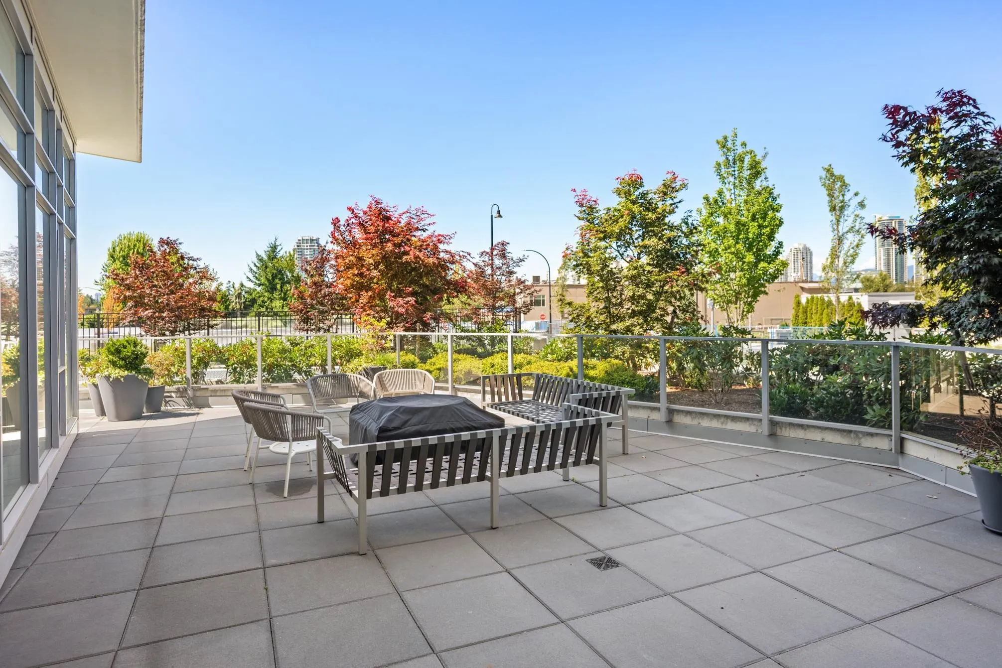 1305 7683 Park Crescent