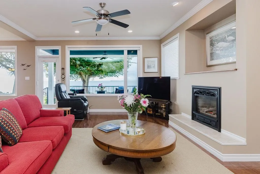 1537 Mccullough Road