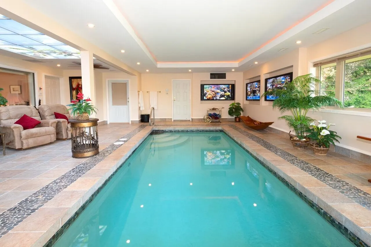 4228 Rockridge Crescent