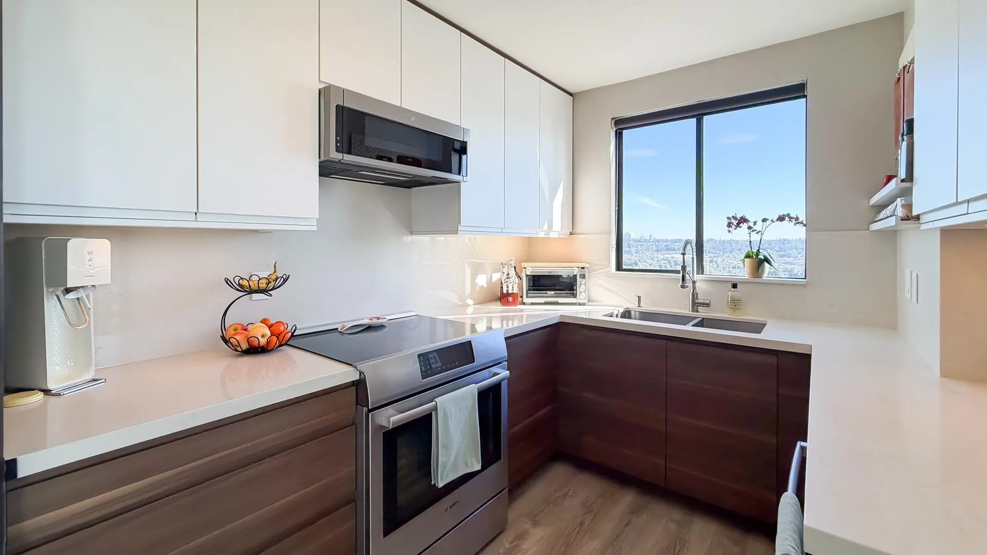 1502 420 Carnarvon Street