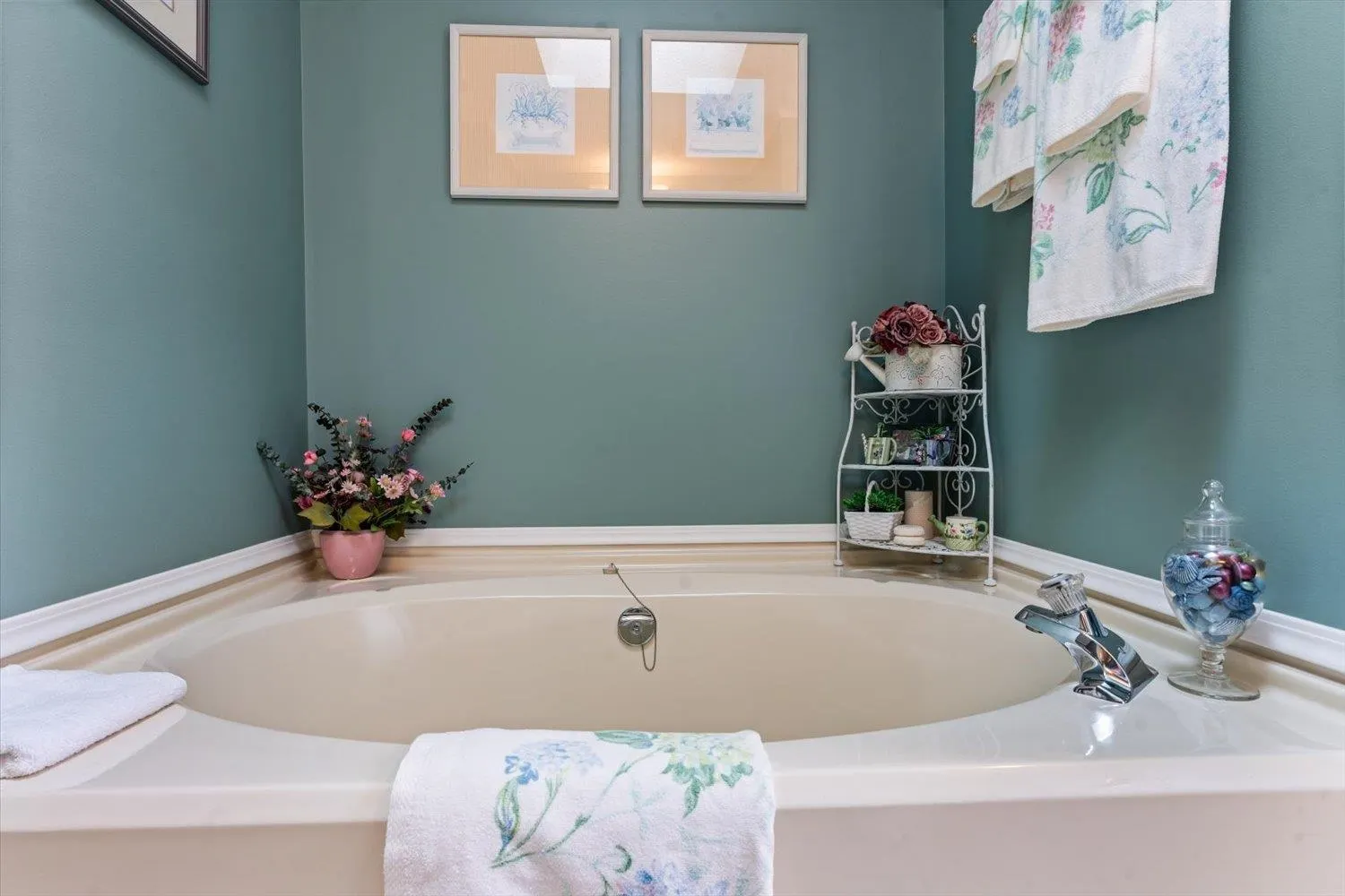 98 9055 Ashwell Road