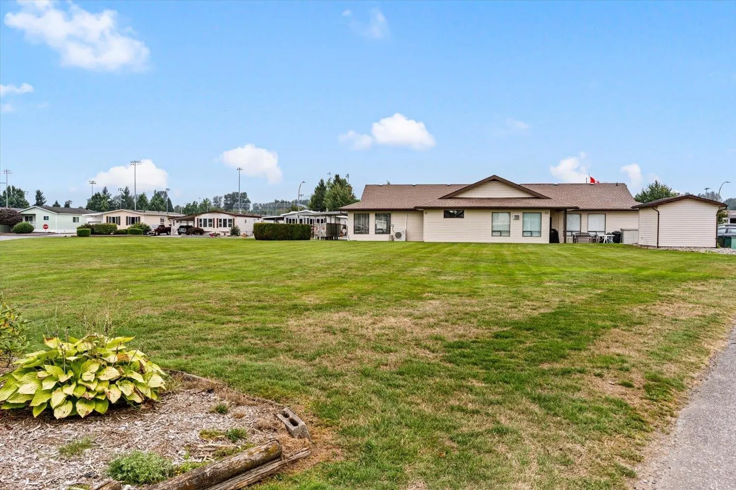 98 9055 Ashwell Road