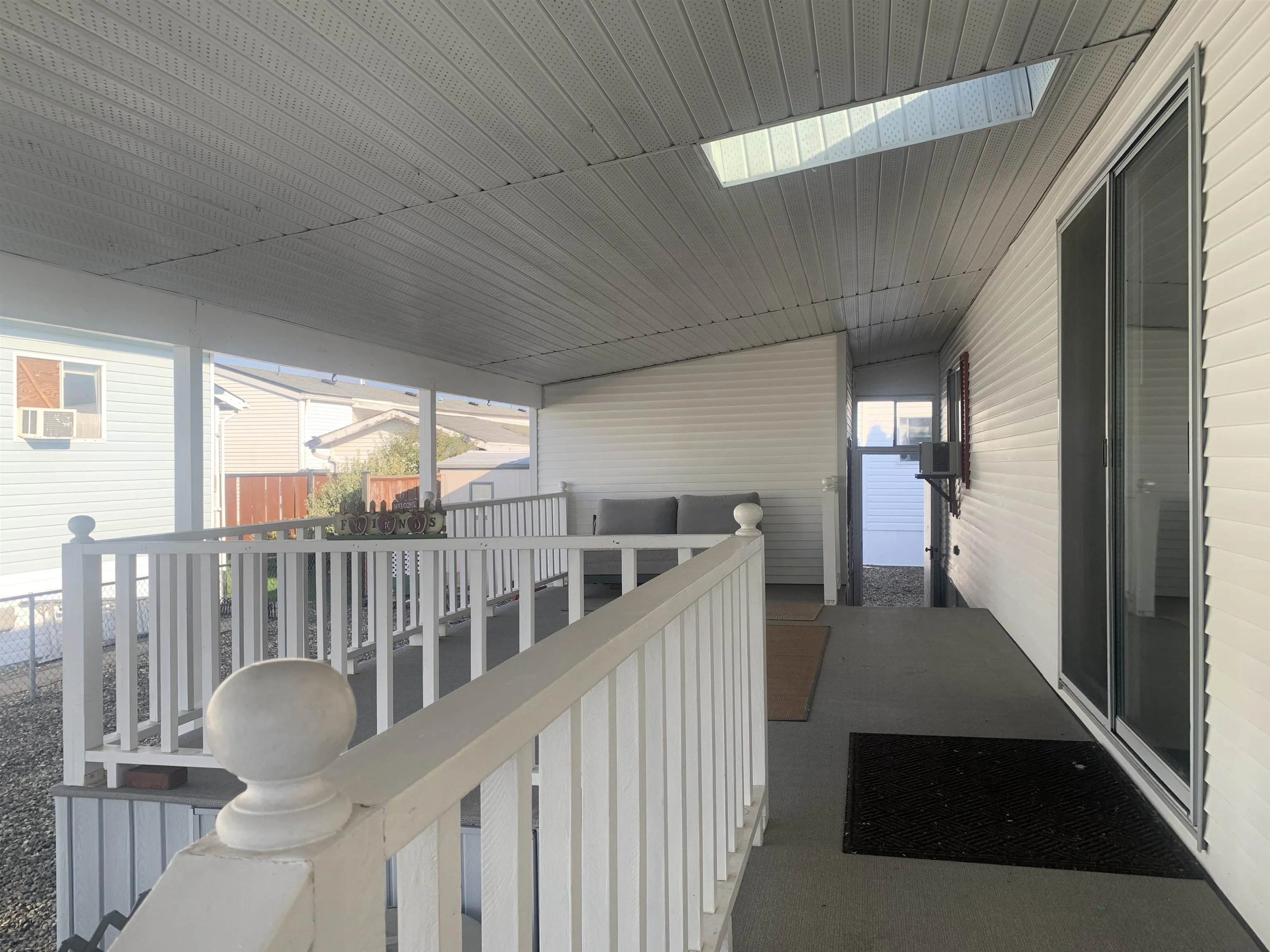 98 9055 Ashwell Road