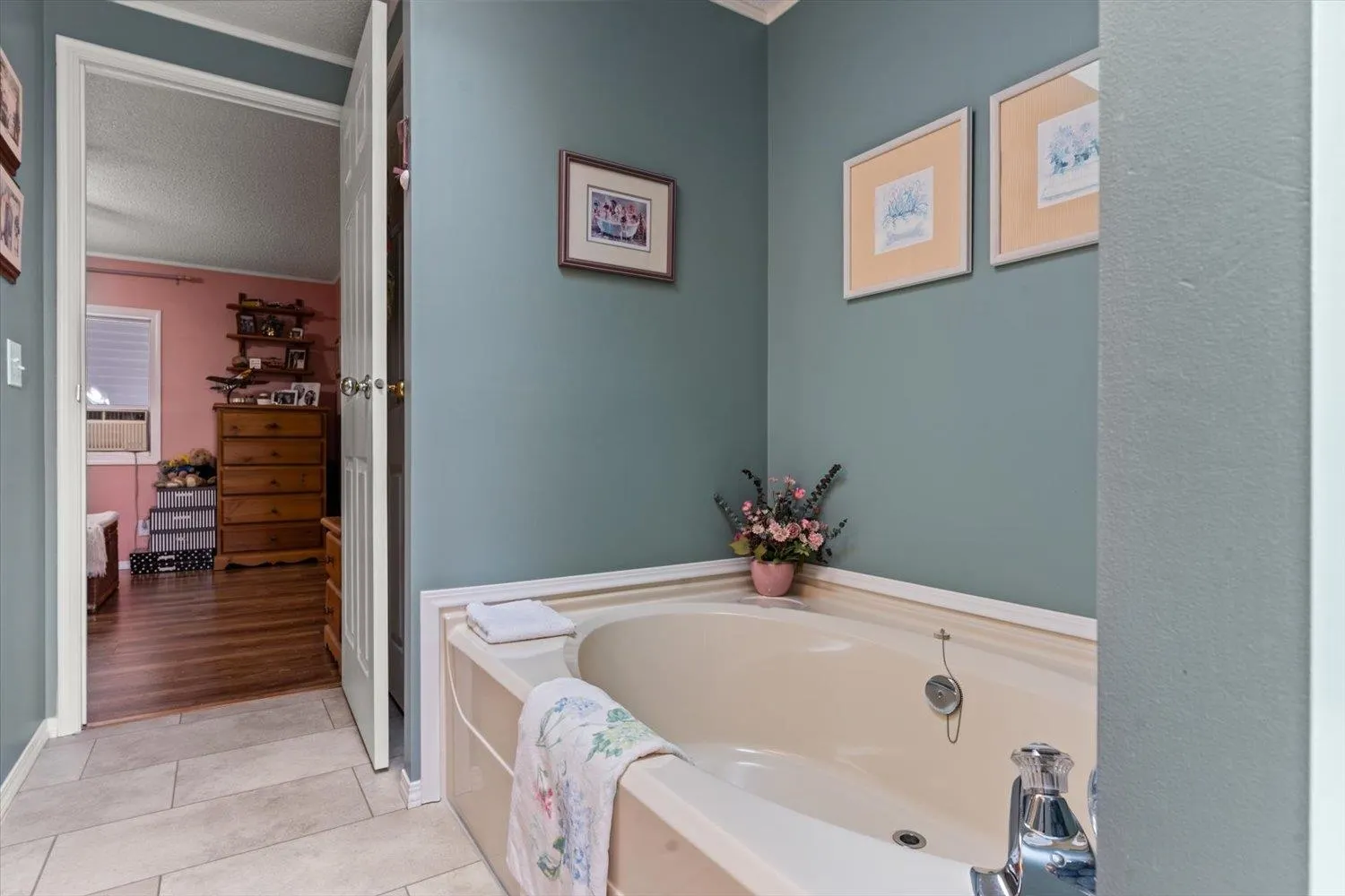 98 9055 Ashwell Road