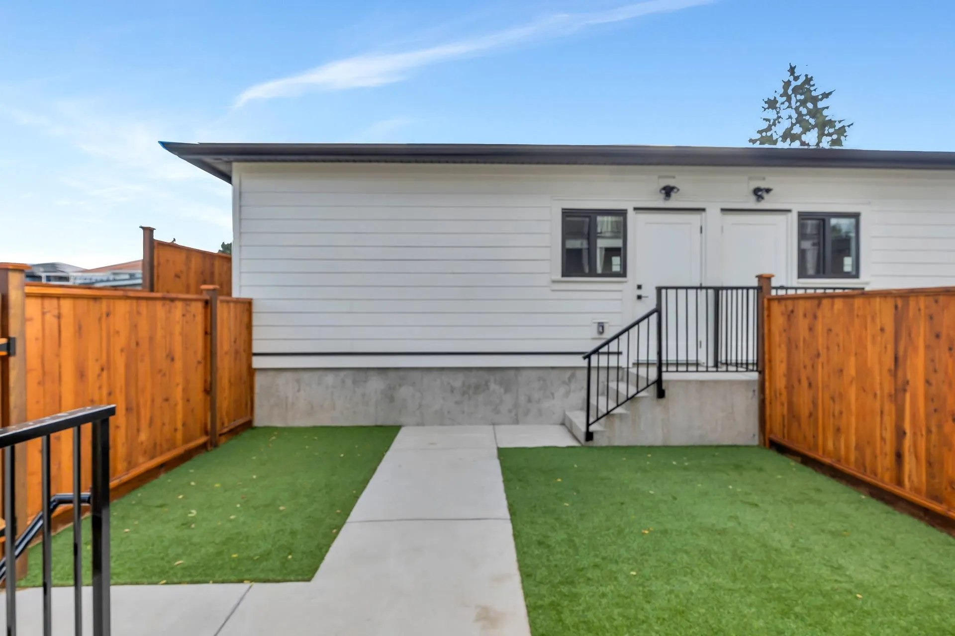 4 7750 Mayfield Street