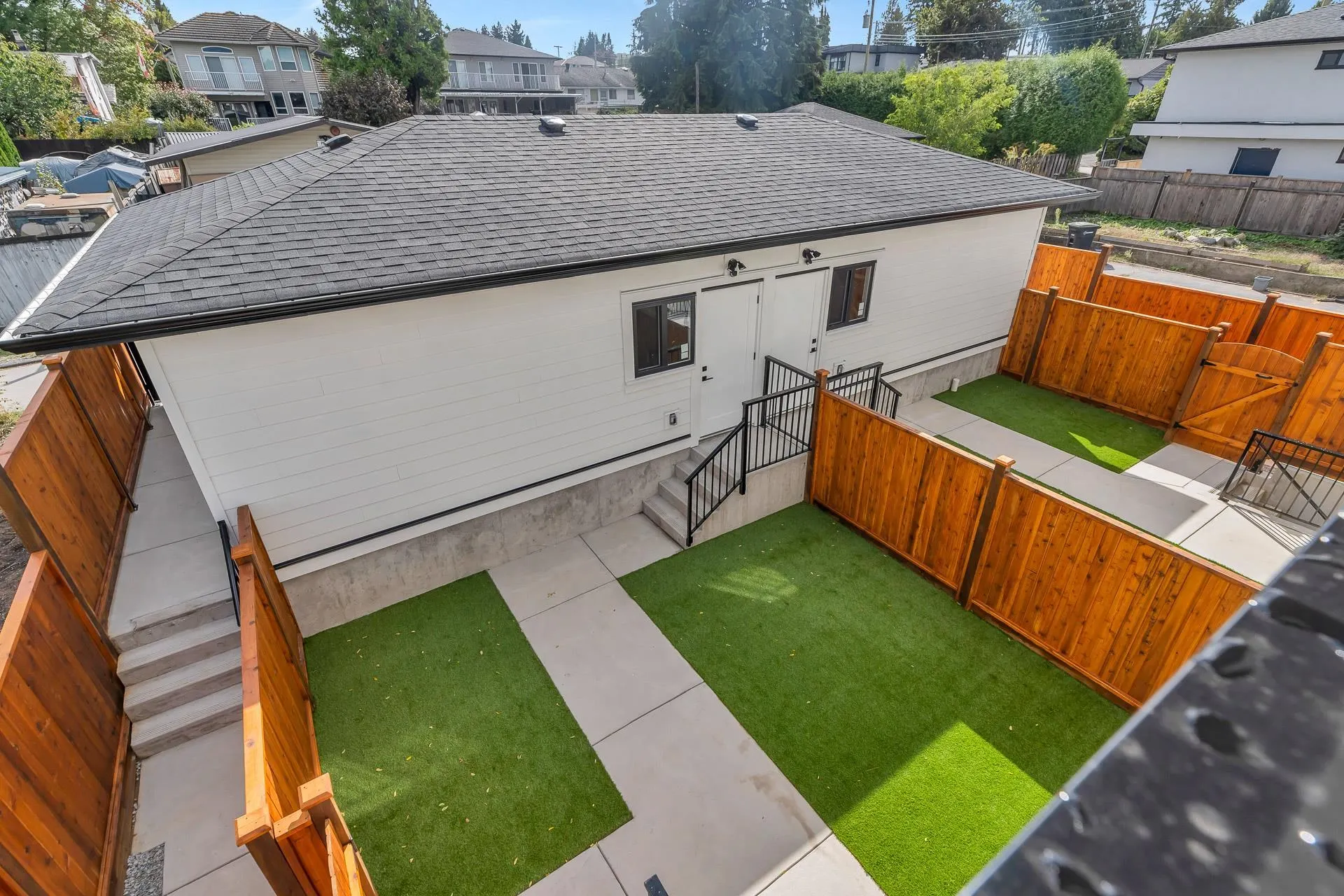 4 7750 Mayfield Street