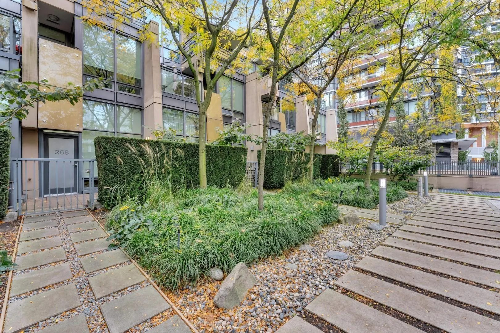 268 W 1st Avenue