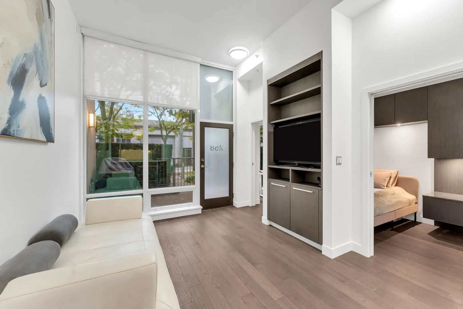 268 W 1st Avenue