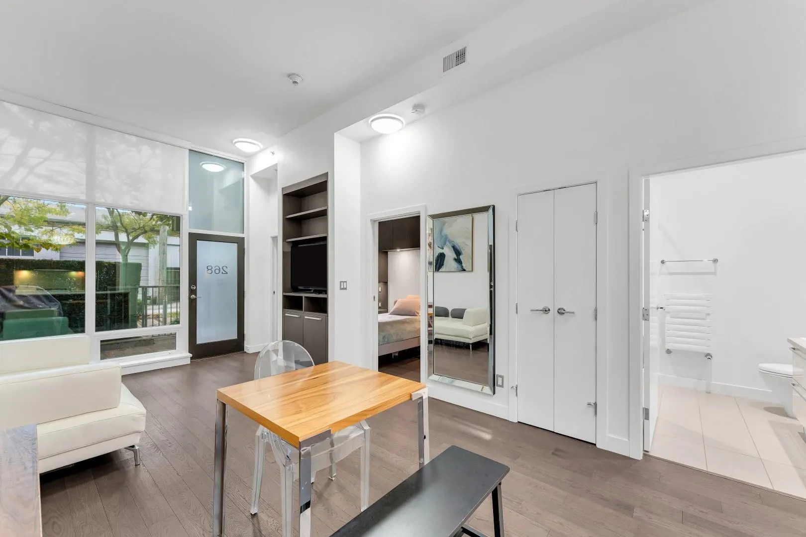 268 W 1st Avenue