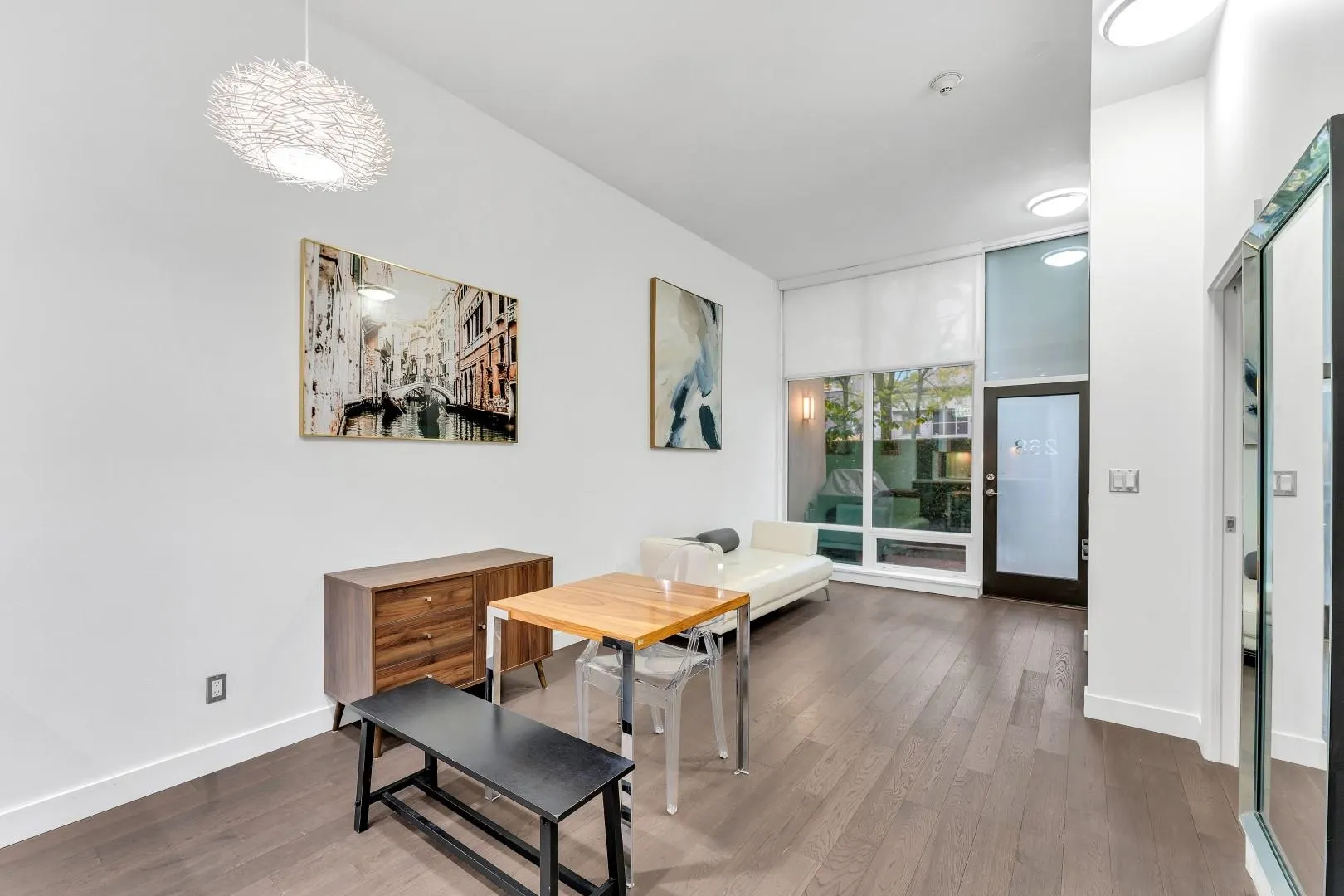 268 W 1st Avenue