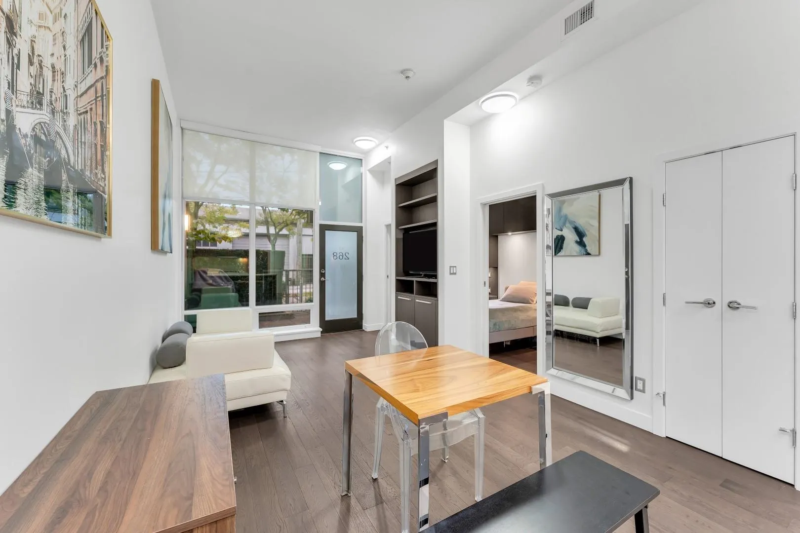 268 W 1st Avenue
