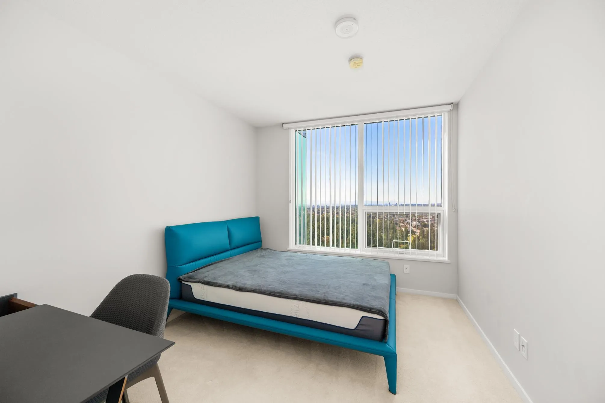 3707 5883 Barker Avenue