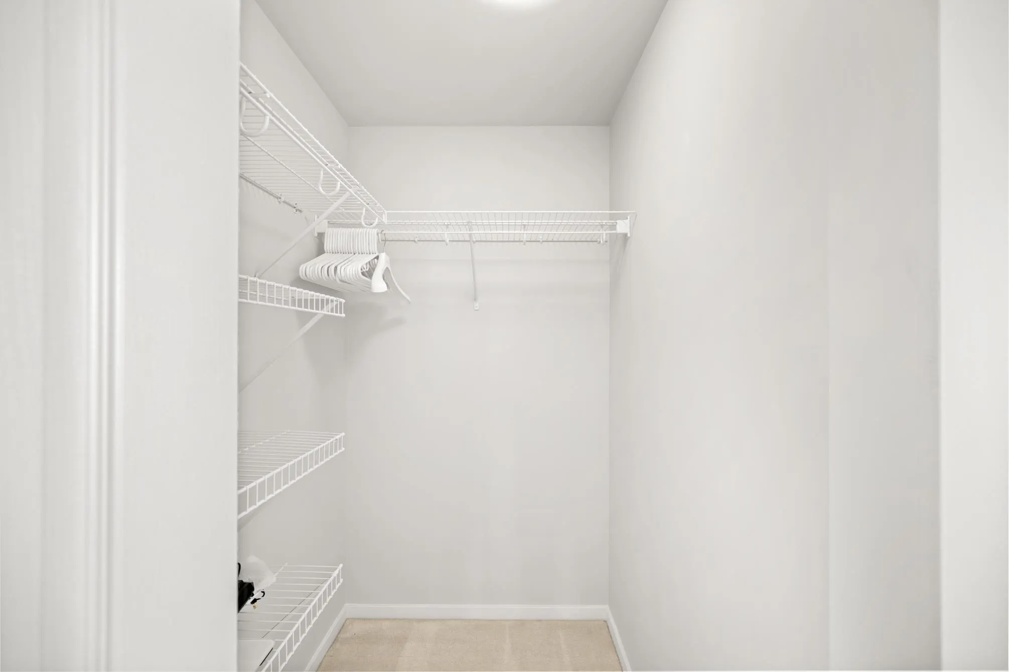 3707 5883 Barker Avenue