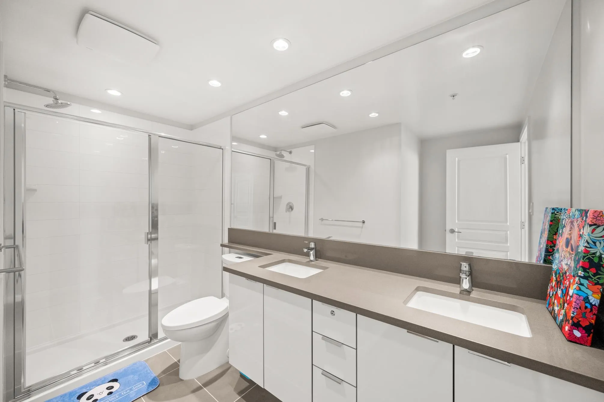 3707 5883 Barker Avenue