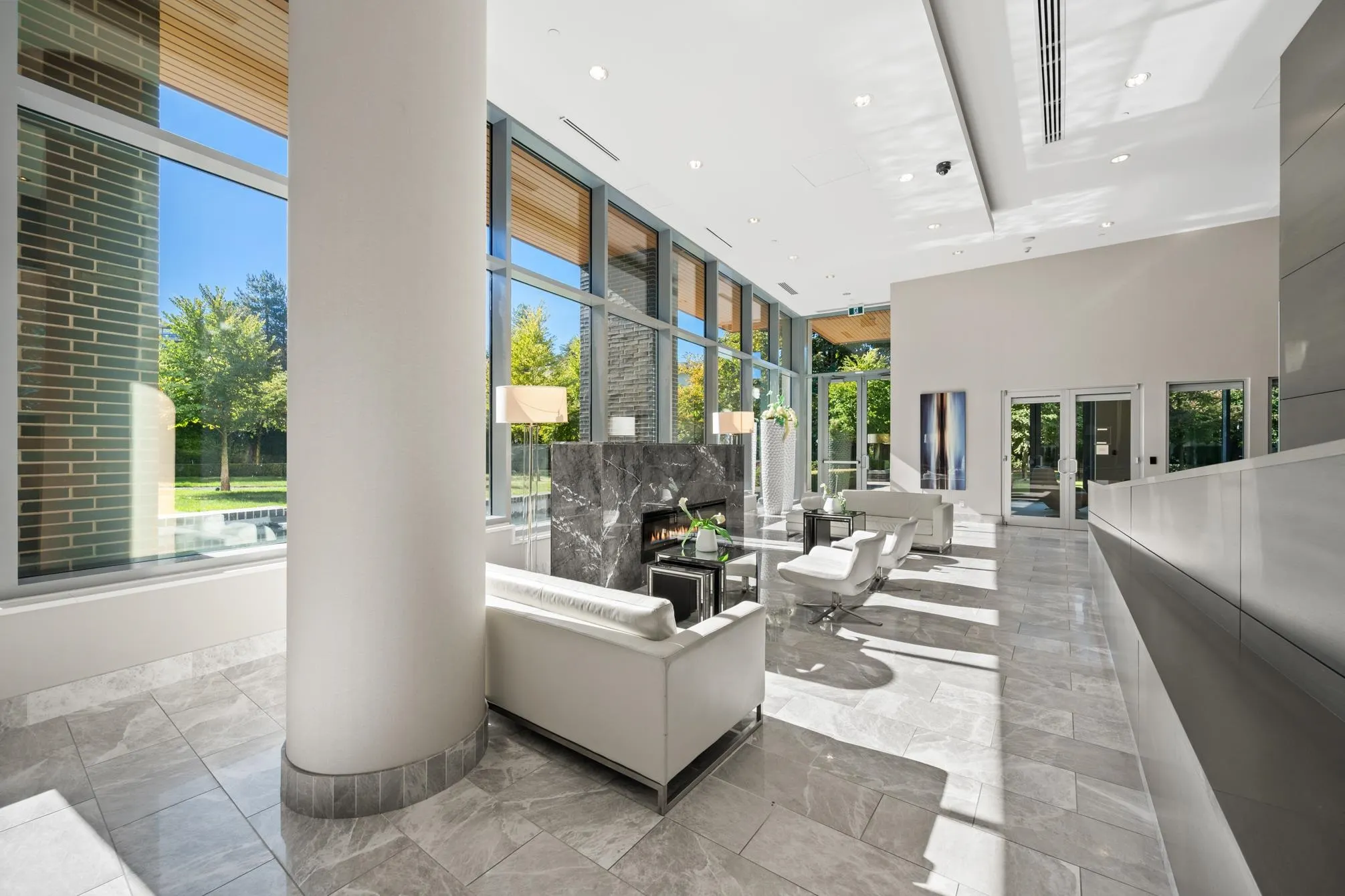 3707 5883 Barker Avenue