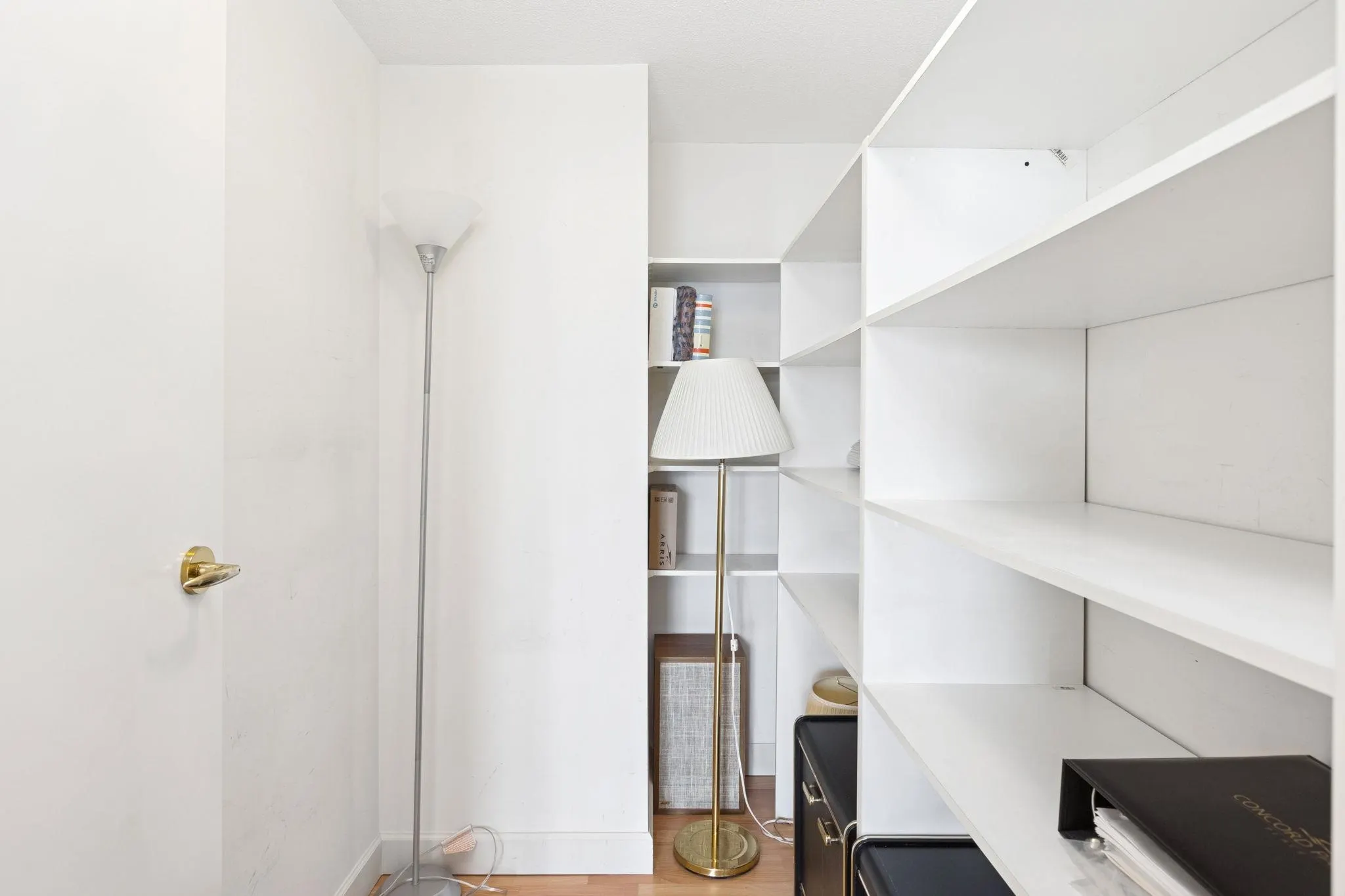 15D 139 Drake Street