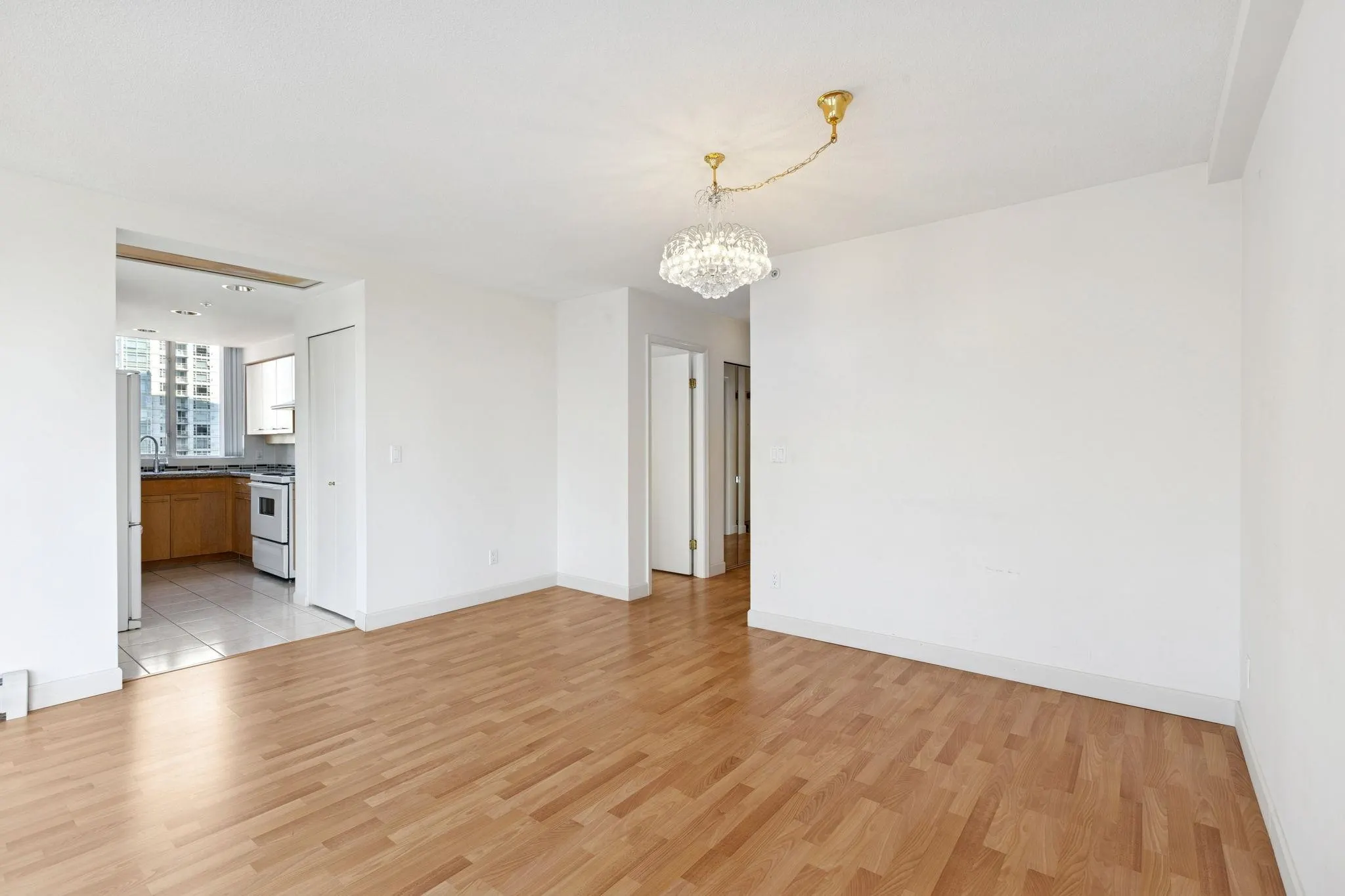 15D 139 Drake Street