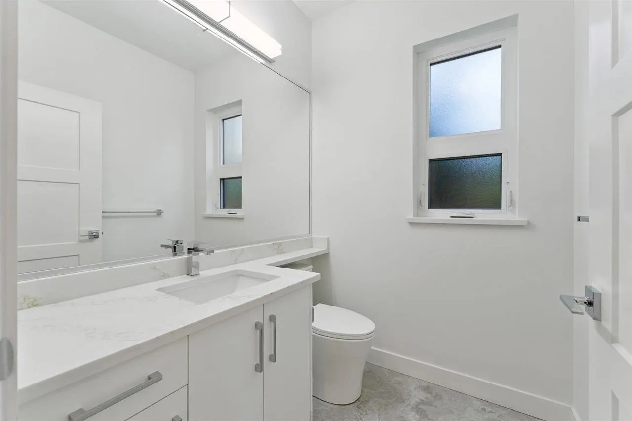 842 St. Denis Avenue