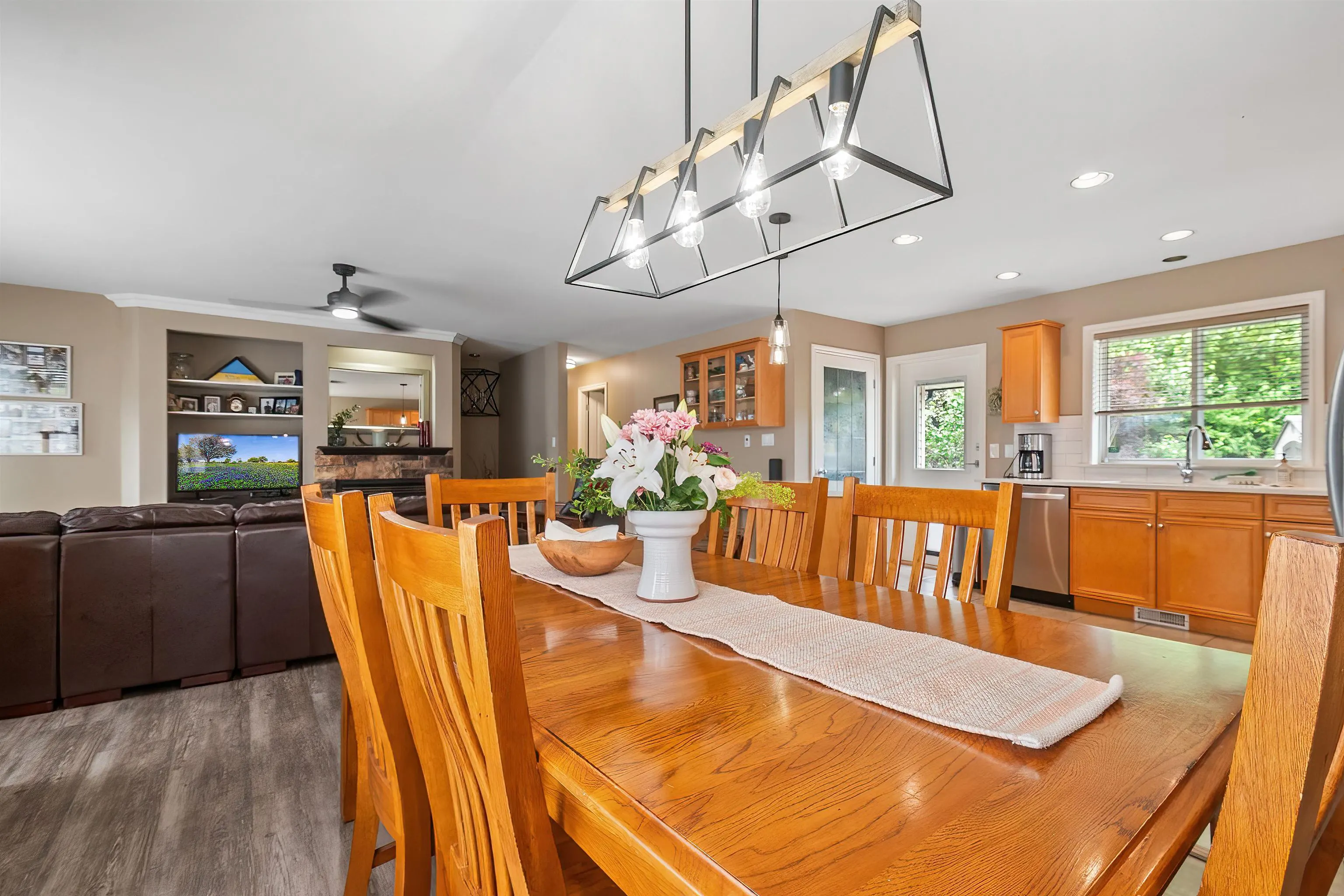 45995 Bridle Ridge Crescent